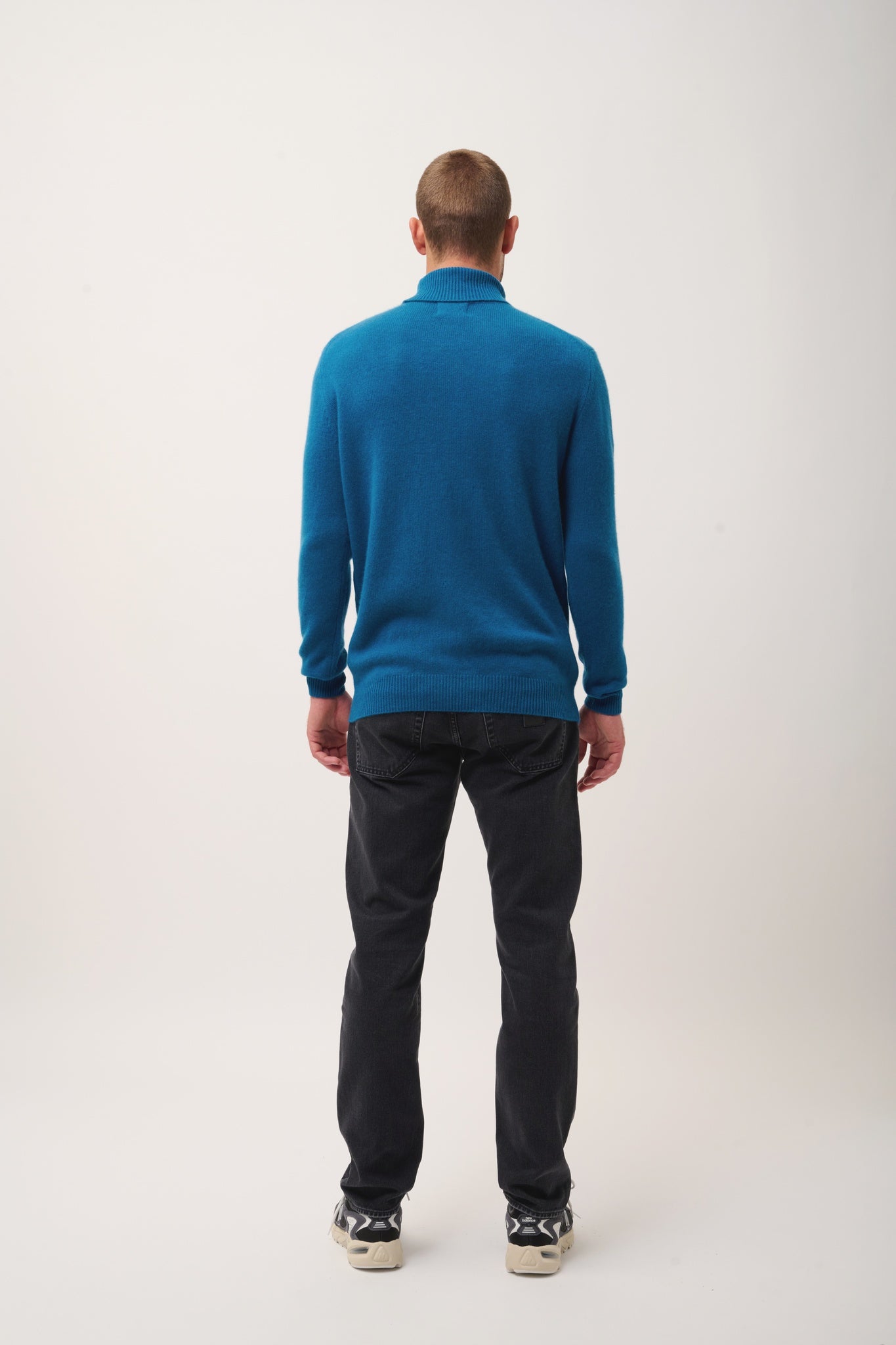 SACHA pull col roulé paon