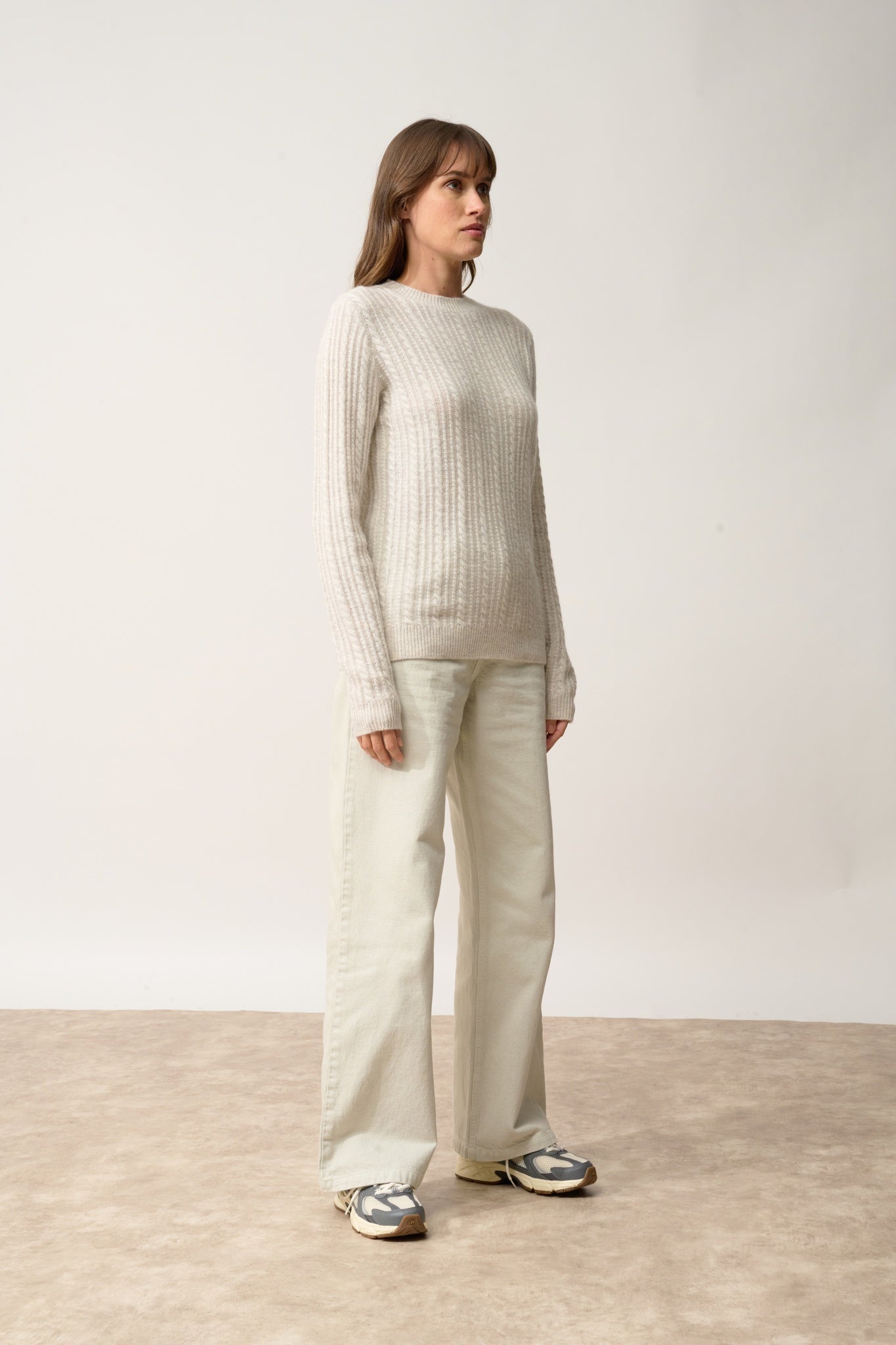 SARAH pearl gray marled crew neck sweater