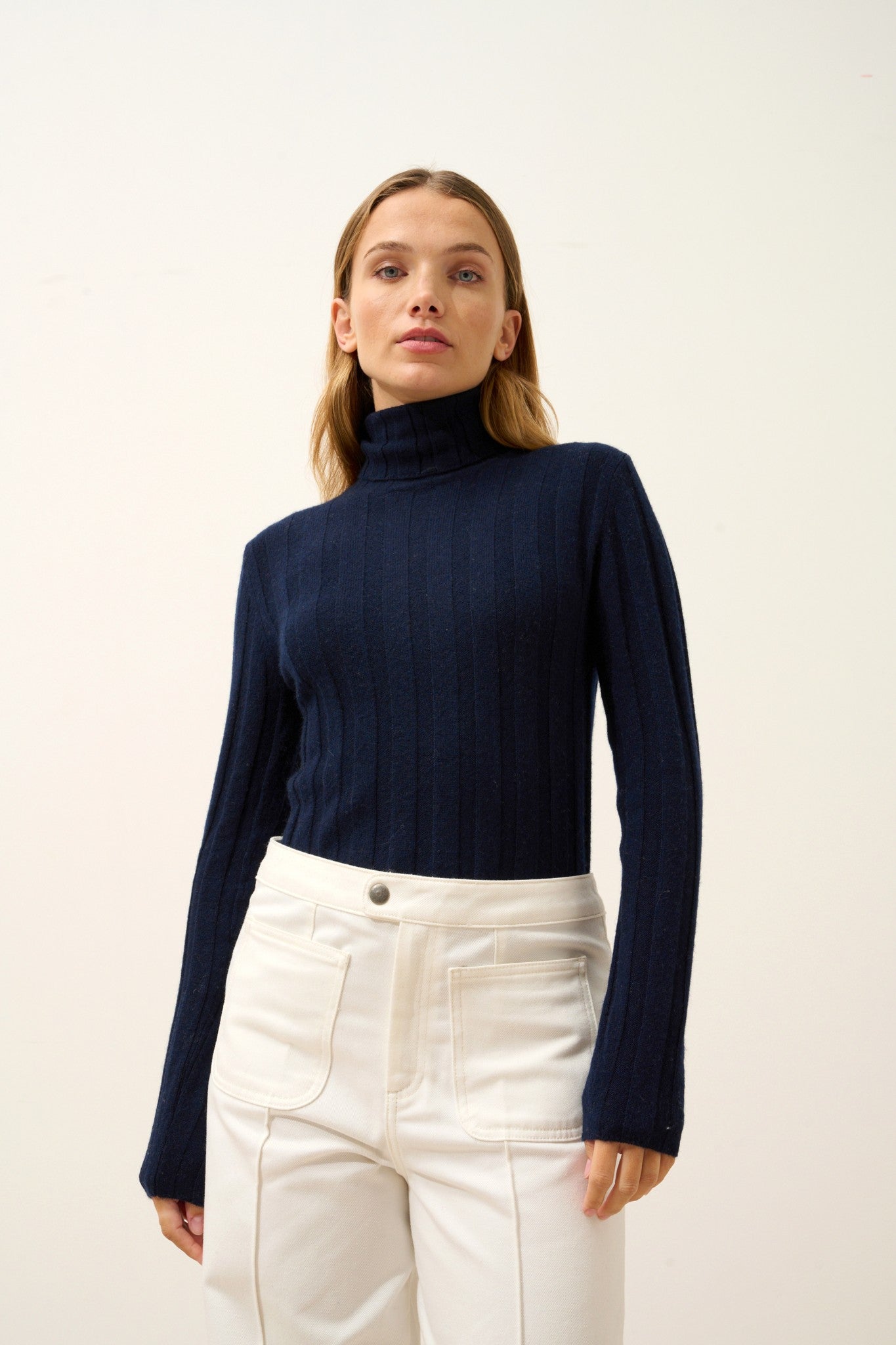 serelith pull col roulé navy 100% cachemire