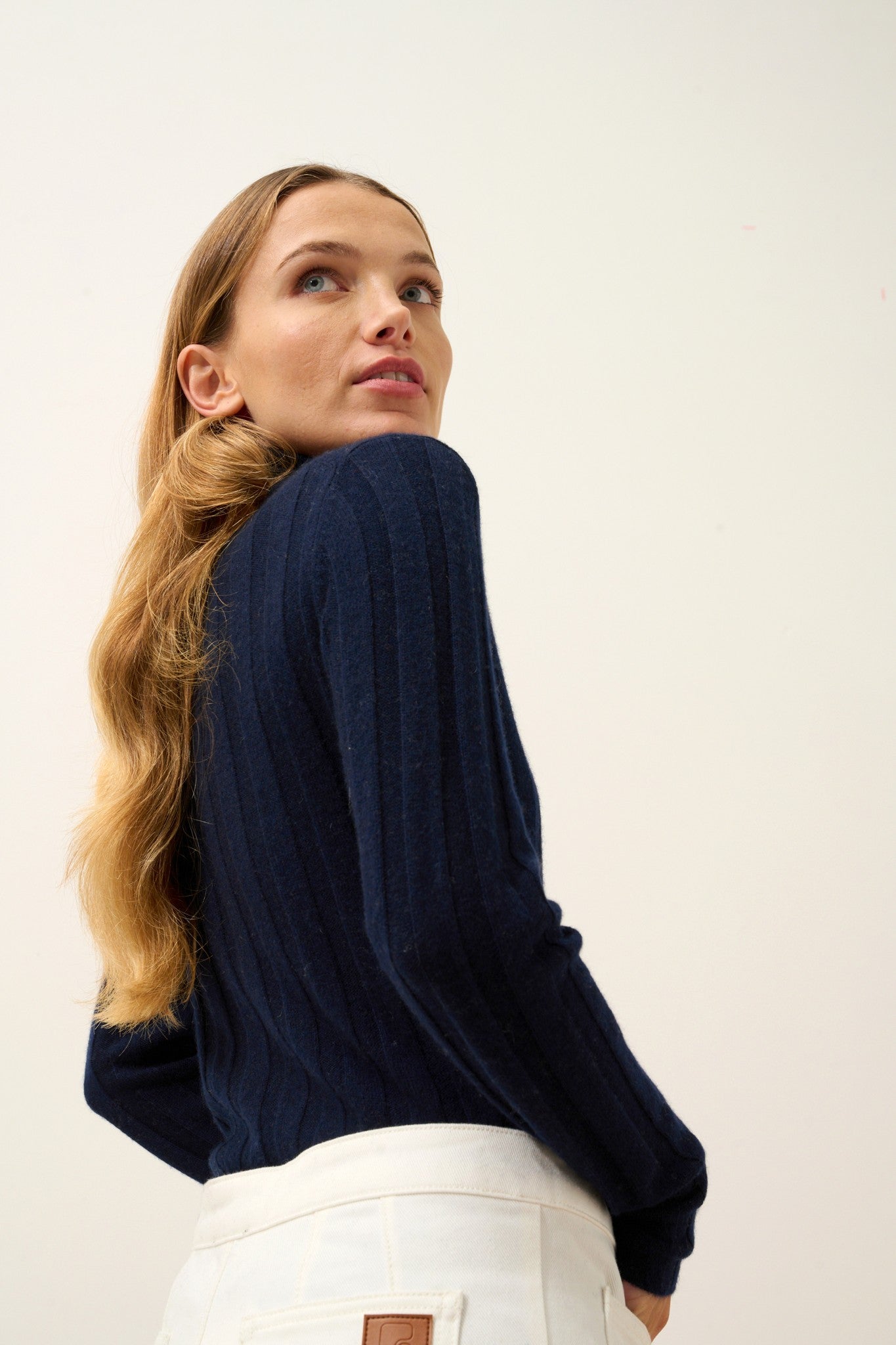 serelith pull col roulé navy 100% cachemire