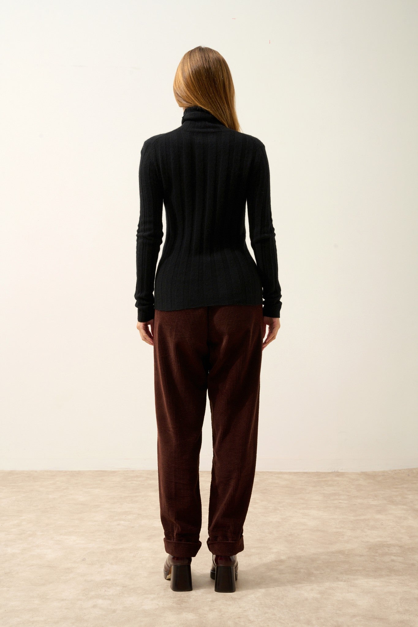 serelith pull col roulé noir 100% cachemire