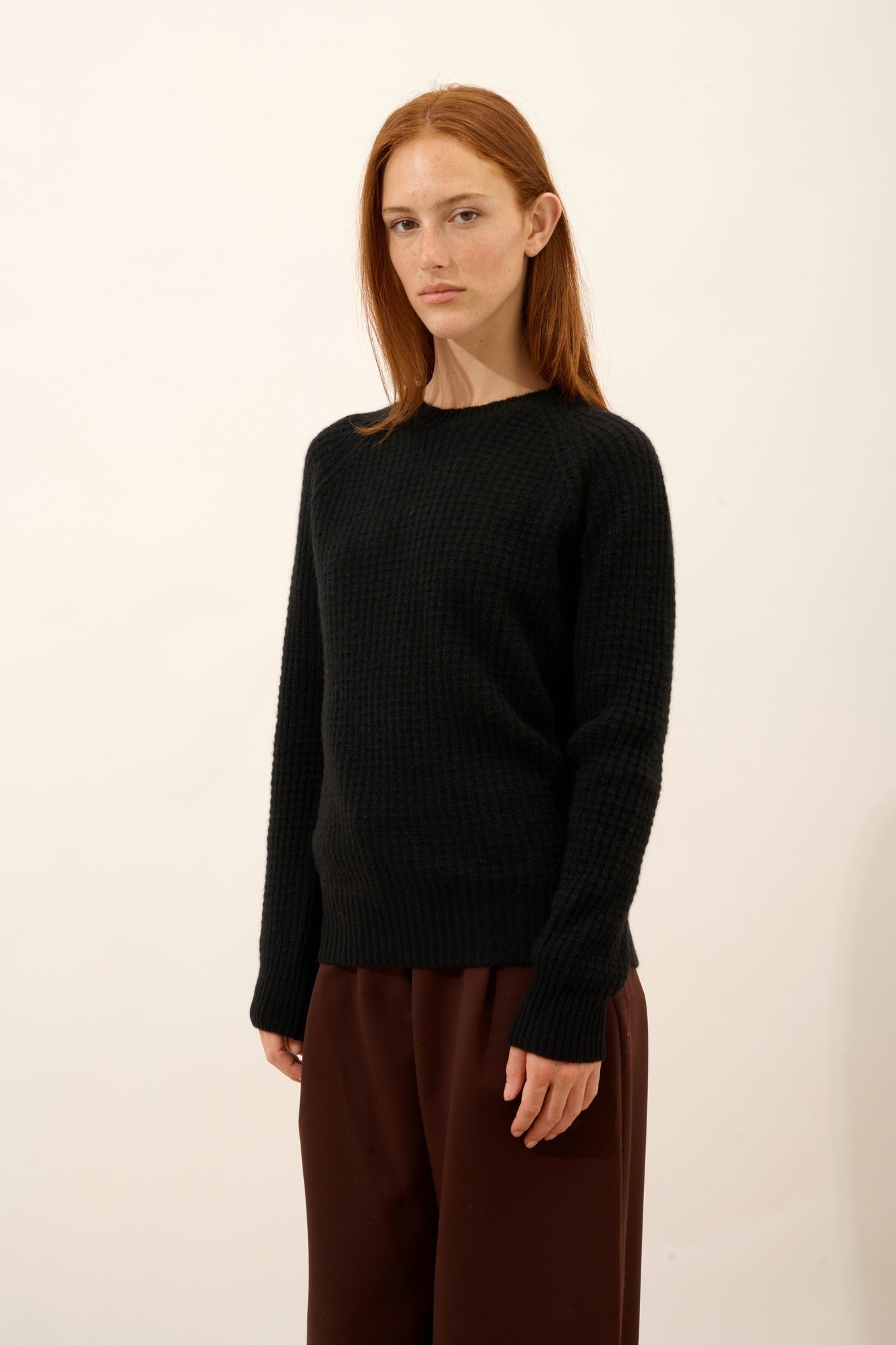 SERENIA pull col rond 6 fils noir