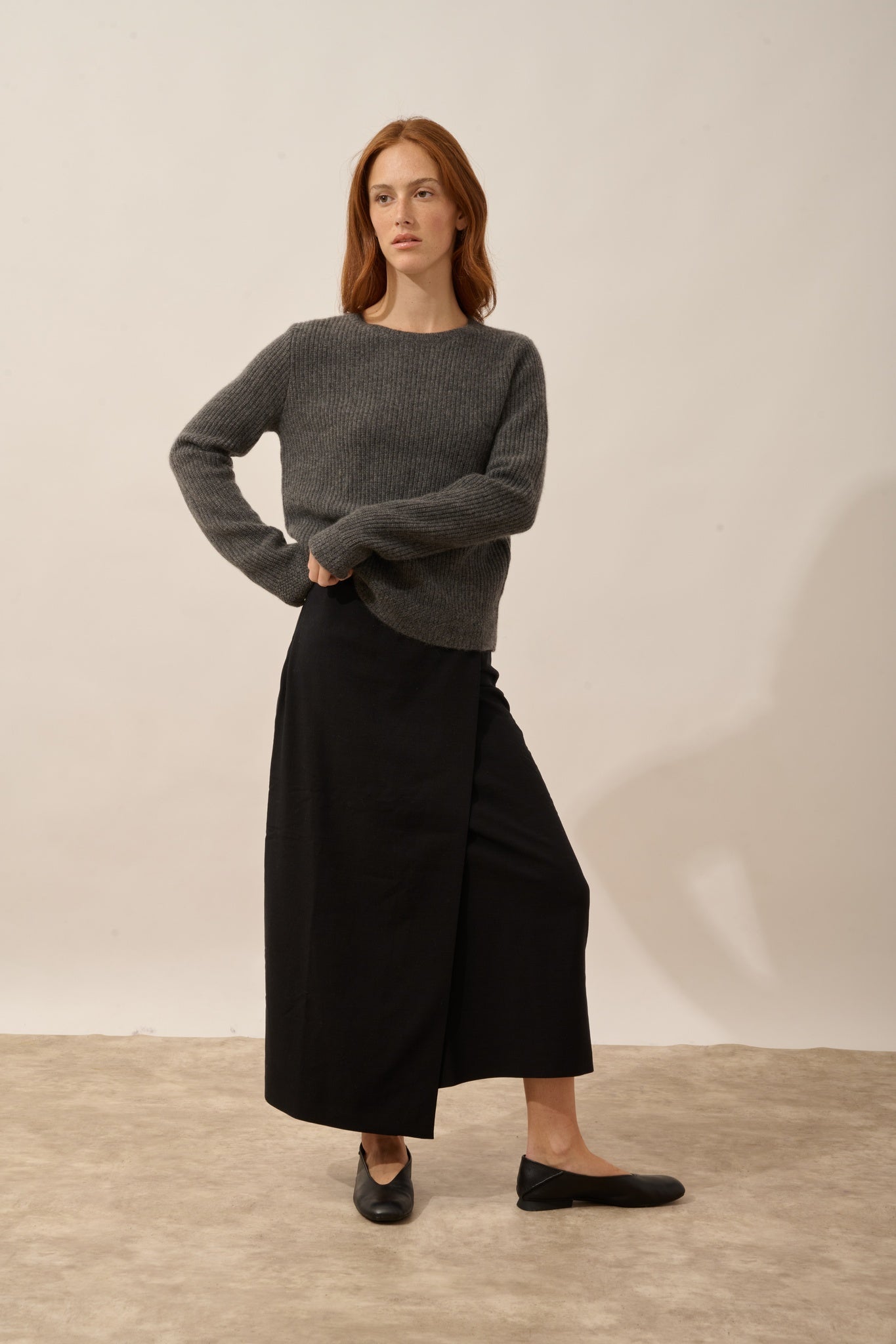 SIGRUN pull col rond 4 fils anthracite chiné