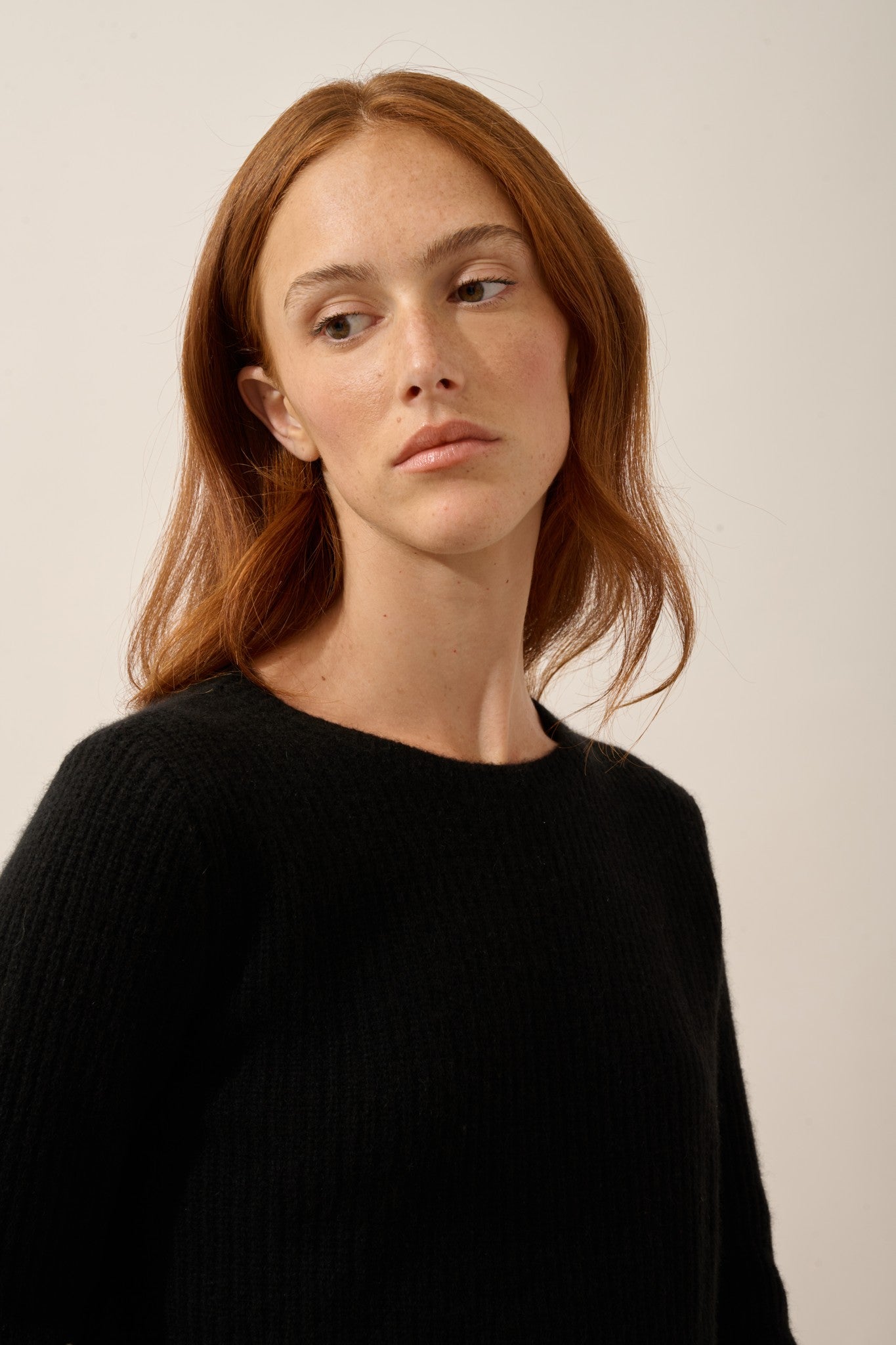 sigrun pull col rond 4 fils noir