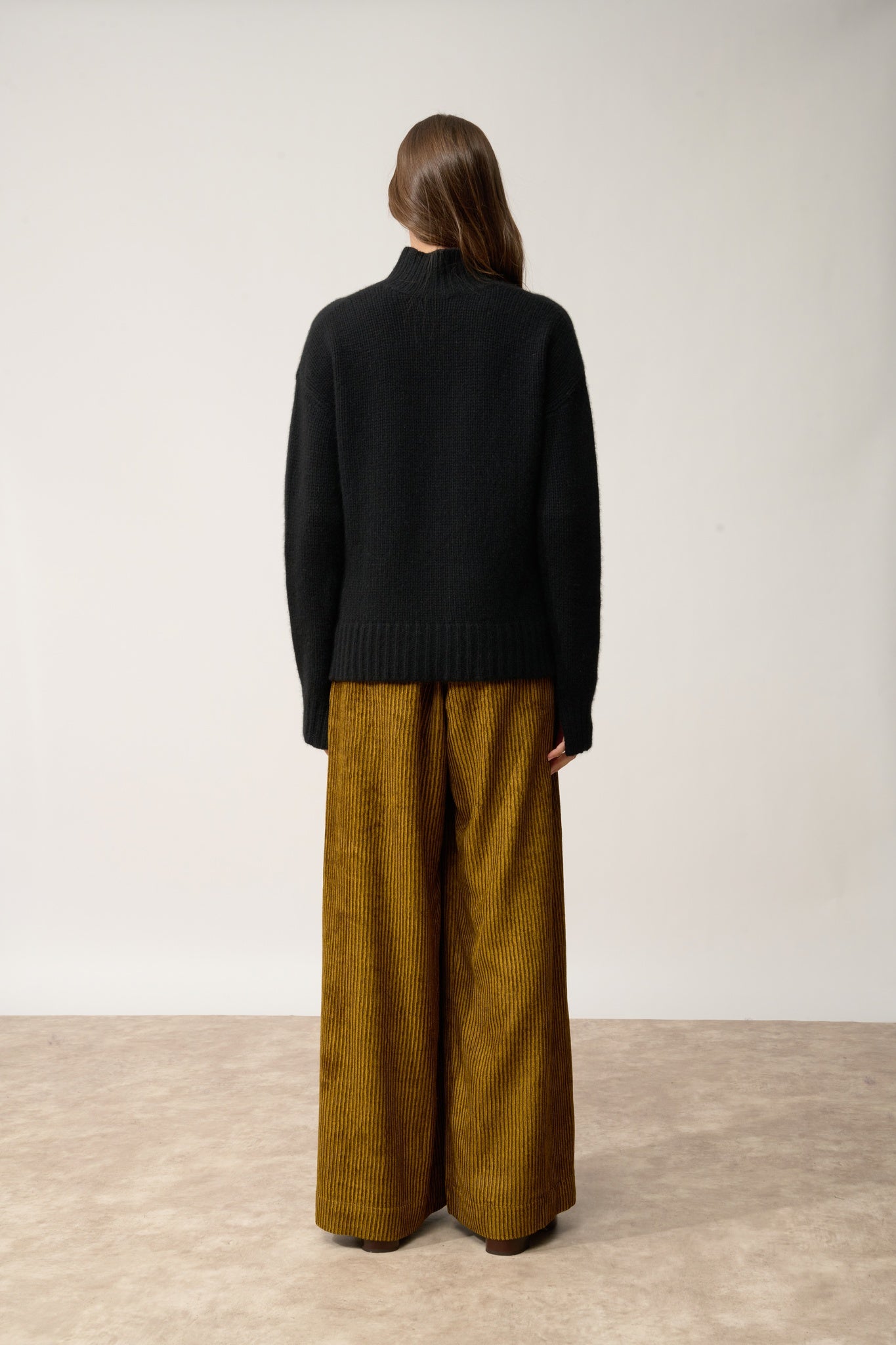 SULLANA pull col montant noir