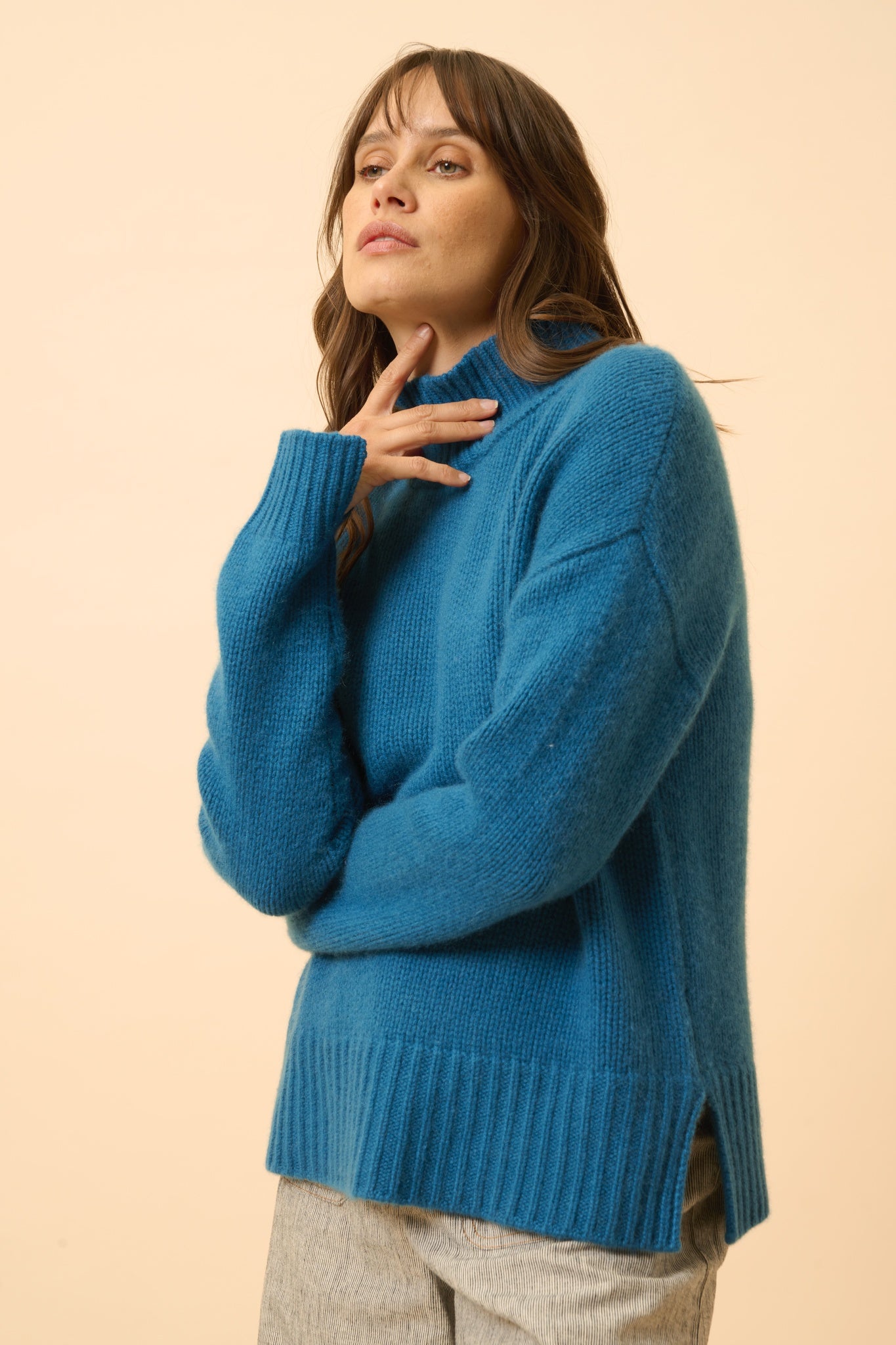 SULLANA pull col montant paon