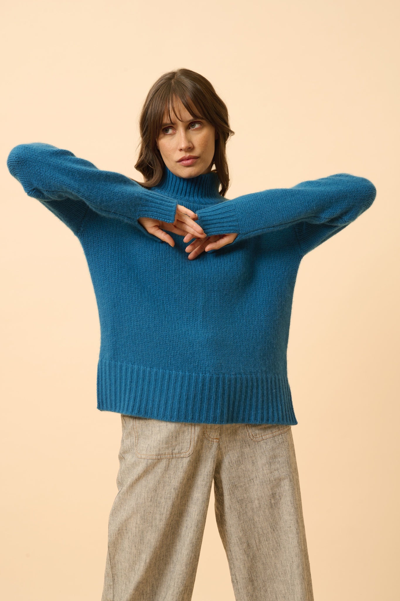 SULLANA pull col montant paon