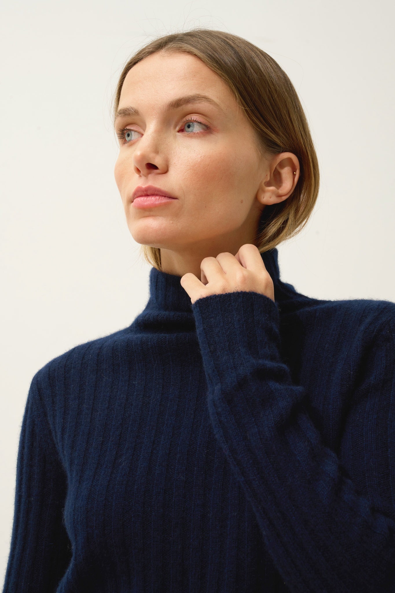 SUNNEVA pull col montant navy