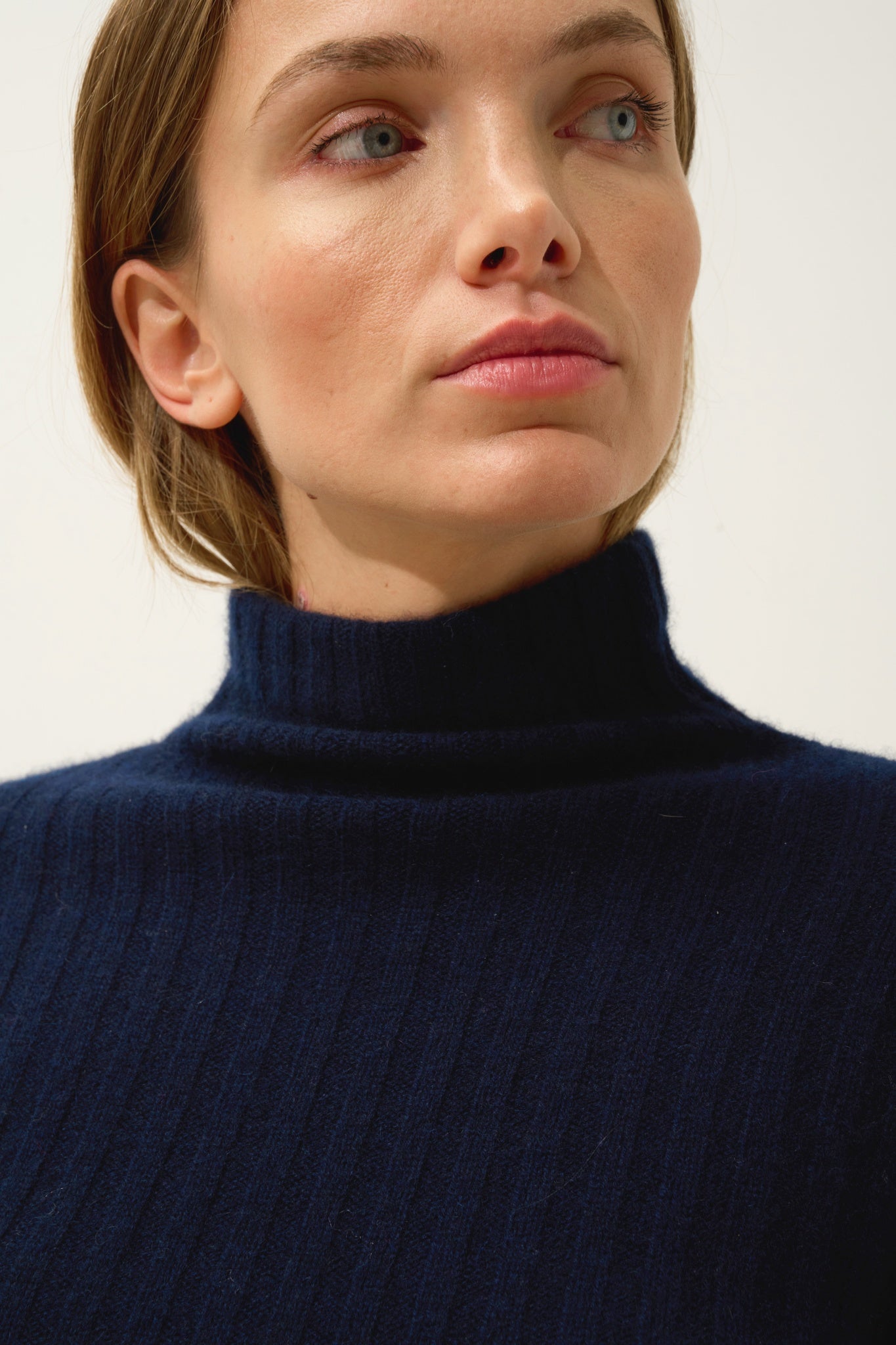 SUNNEVA pull col montant navy