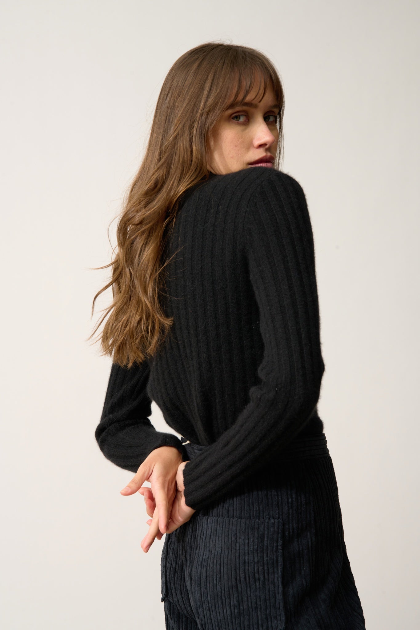 SUNNEVA pull col montant noir