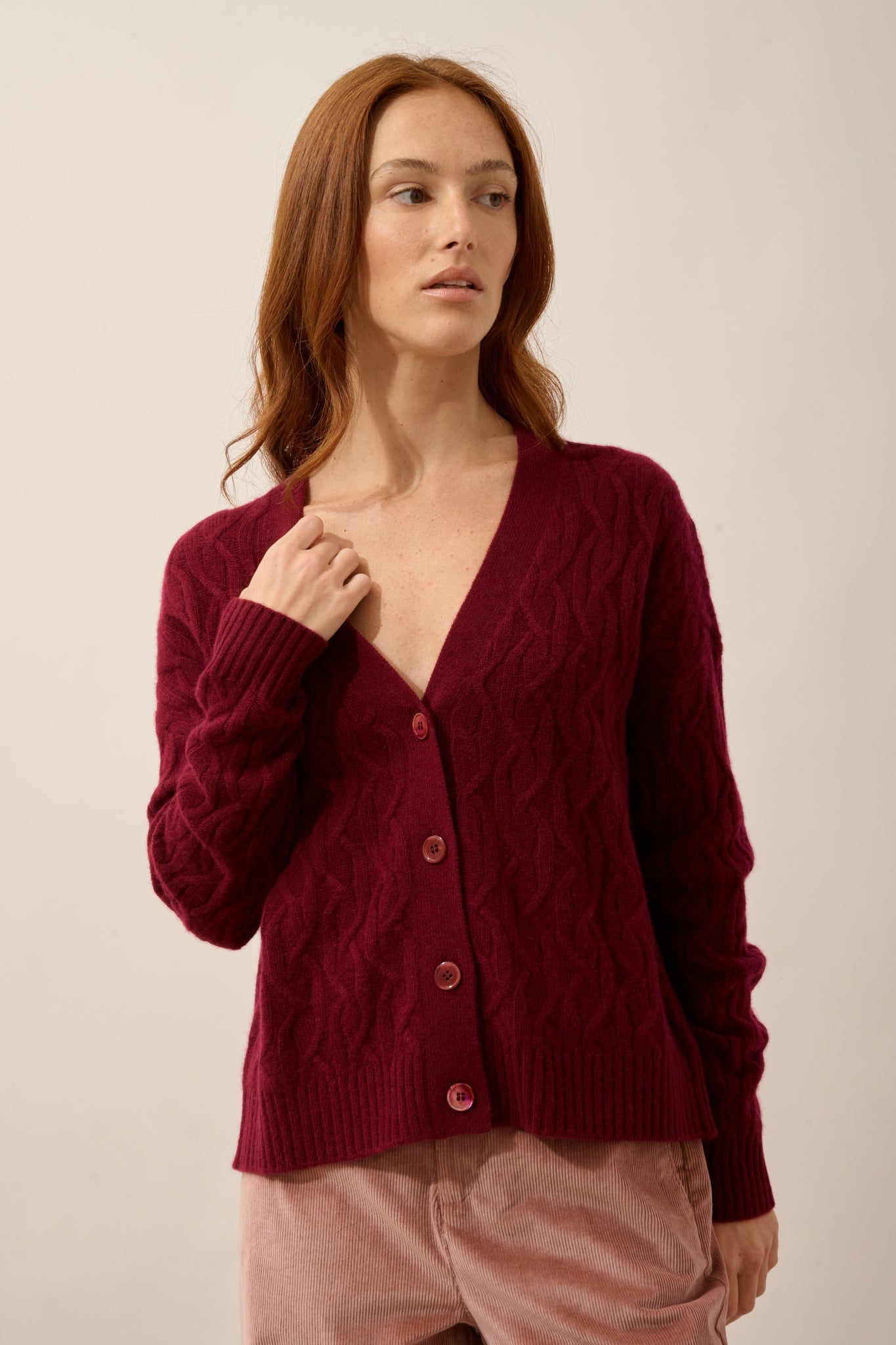 SYSTA cardigan col v 4 fils bordeaux