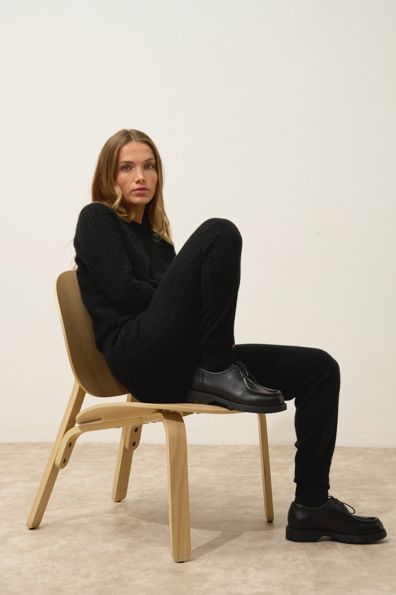 talia jogging noir 100% cachemire