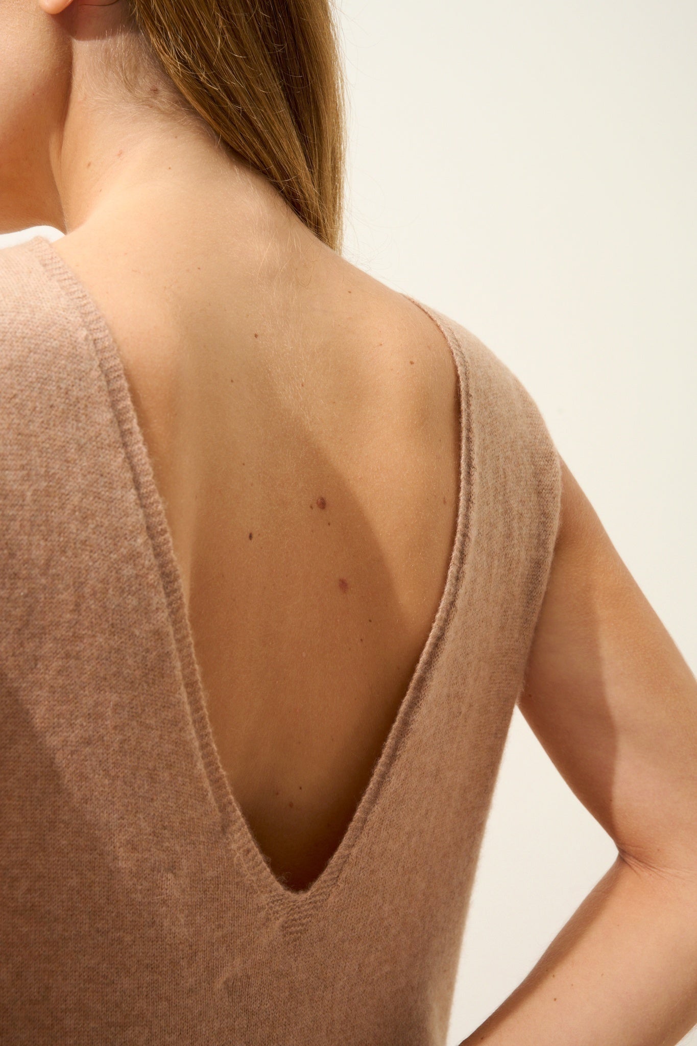 TESSA robe col v camel chiné