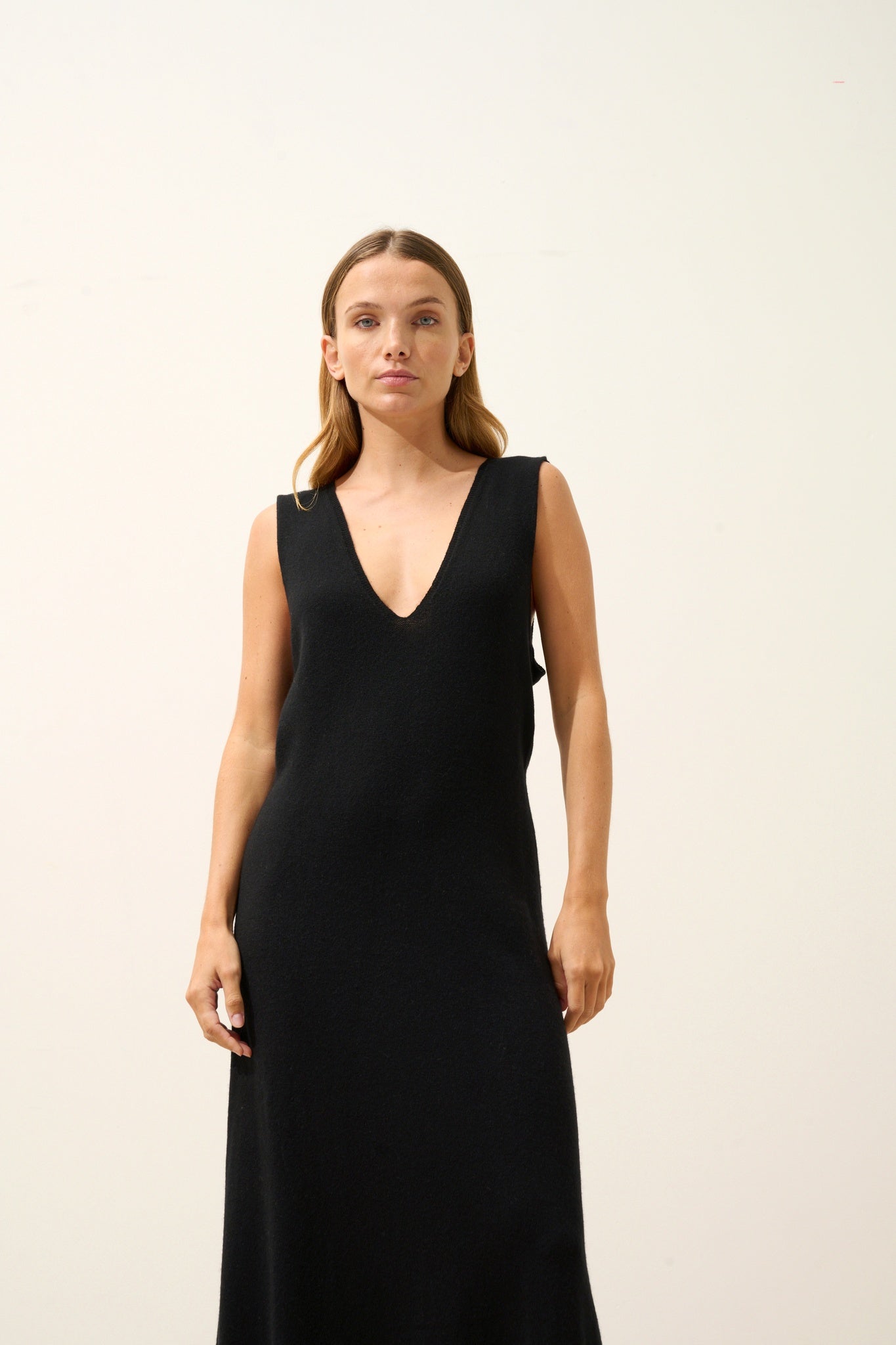 TESSA robe col v noir