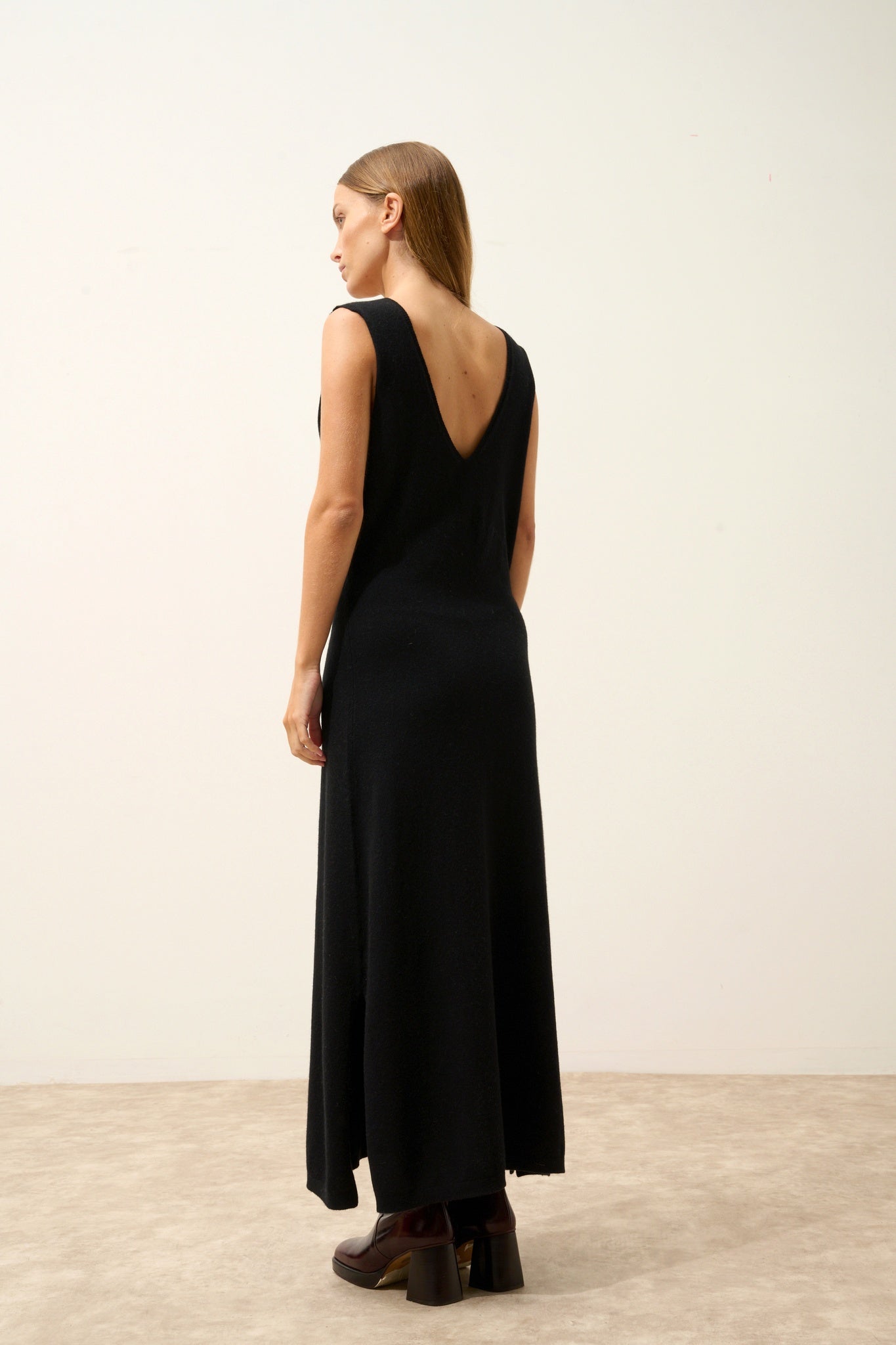 TESSA robe col v noir