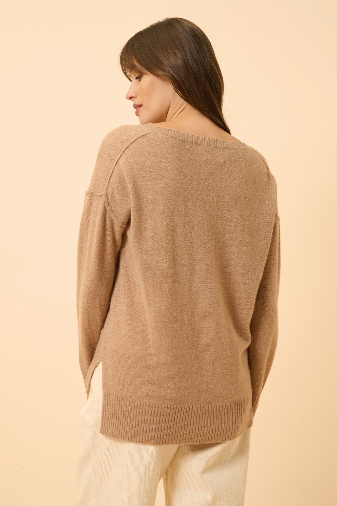 TESS pull col rond camel chiné