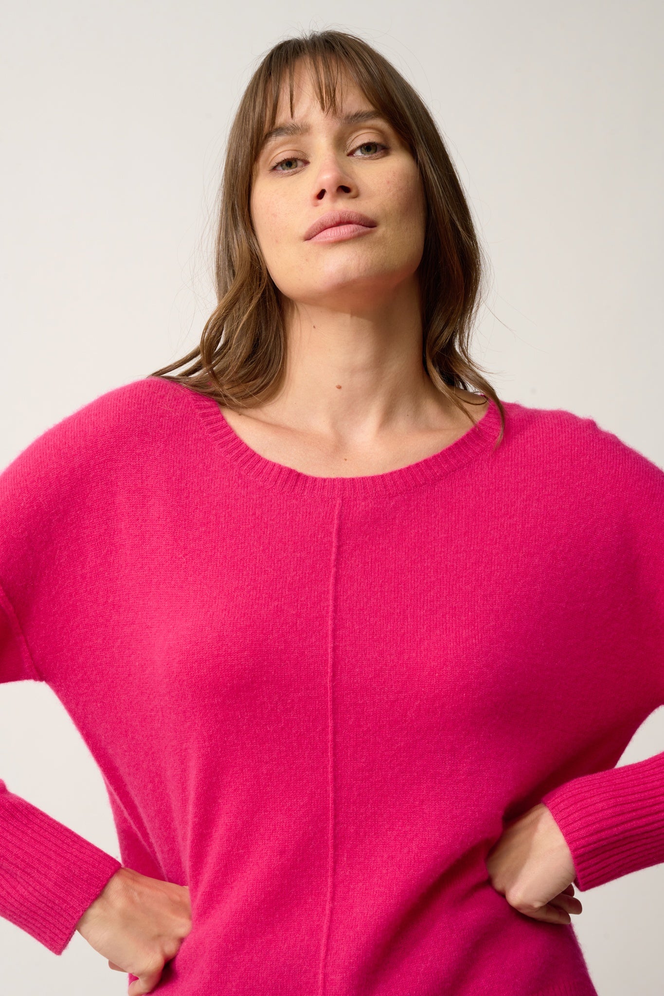 TESS pull col rond fuchsia