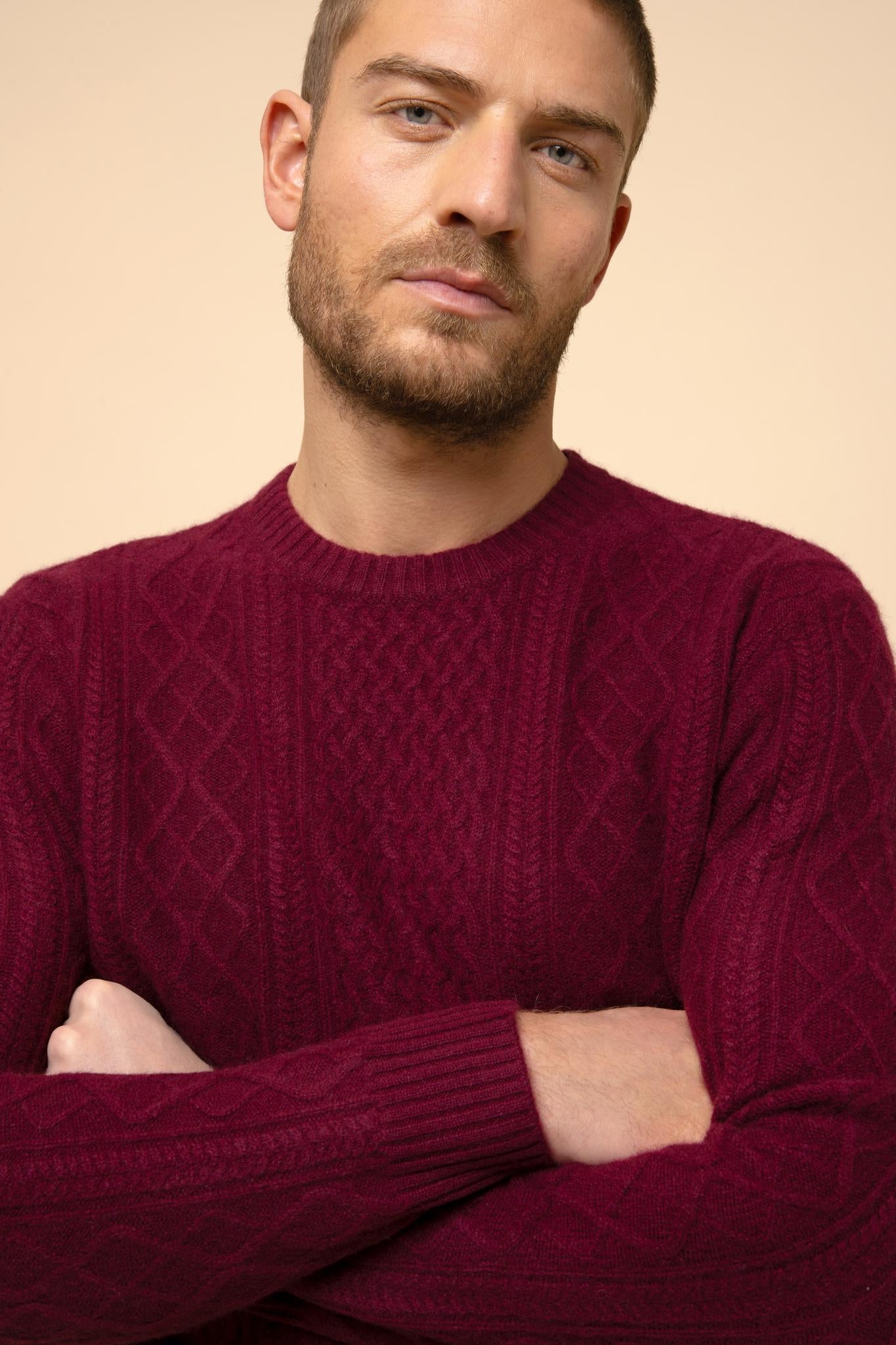 THURID burgundy round-neck sweater