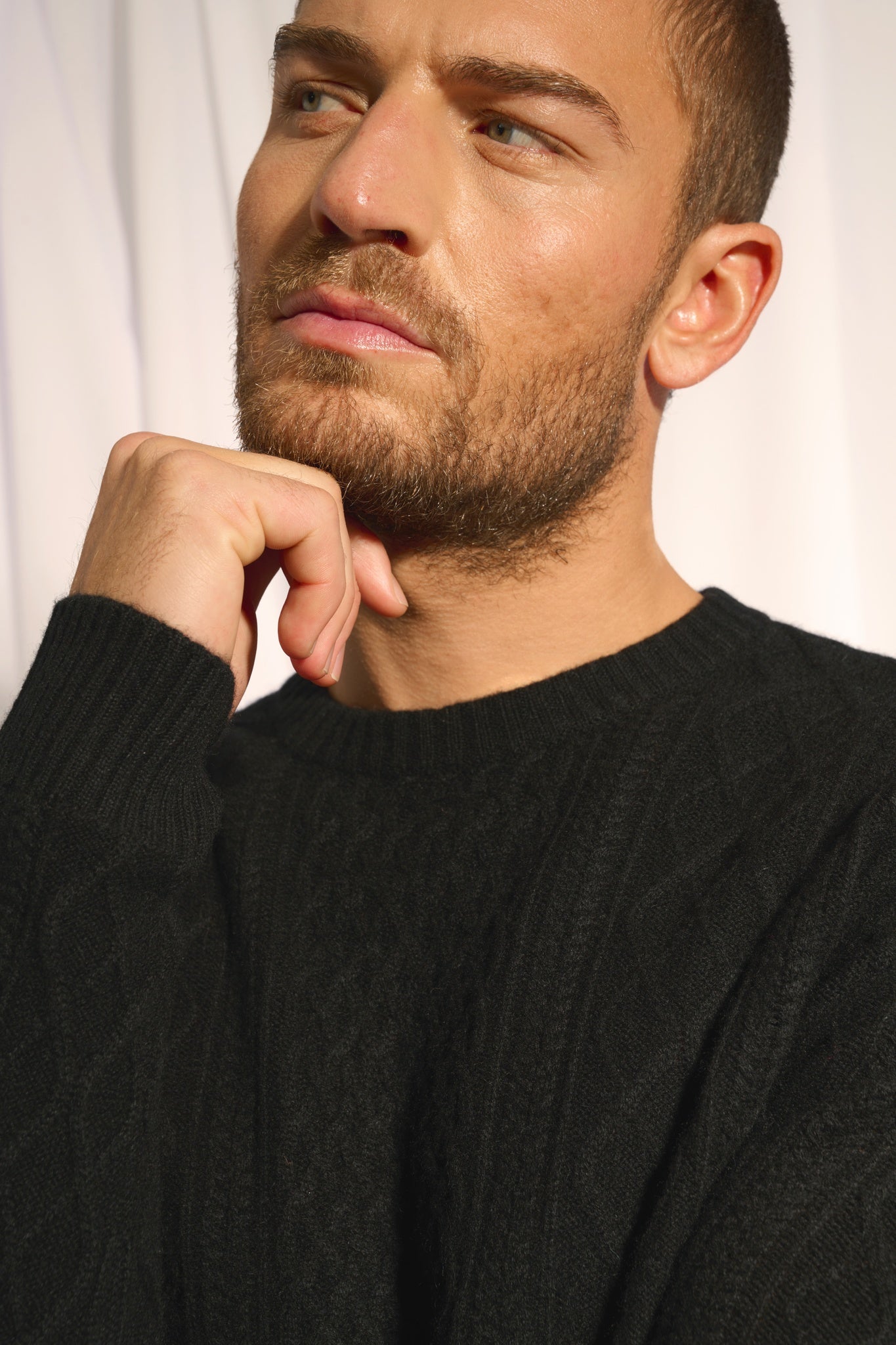 THURID pull col rond noir