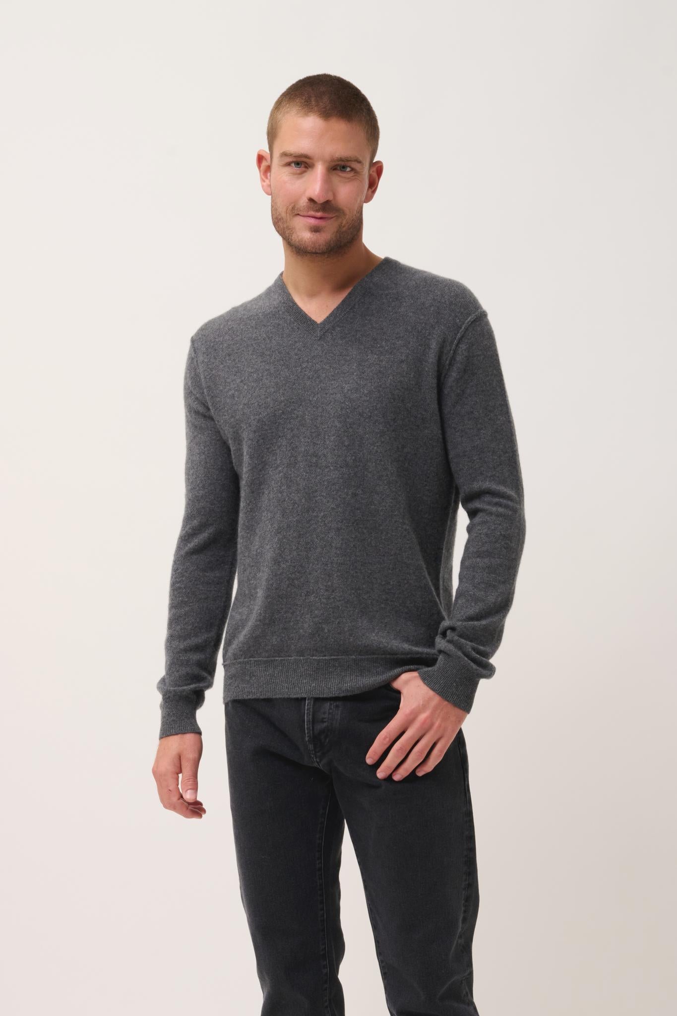 TOM v-neck sweater anthracite mottled