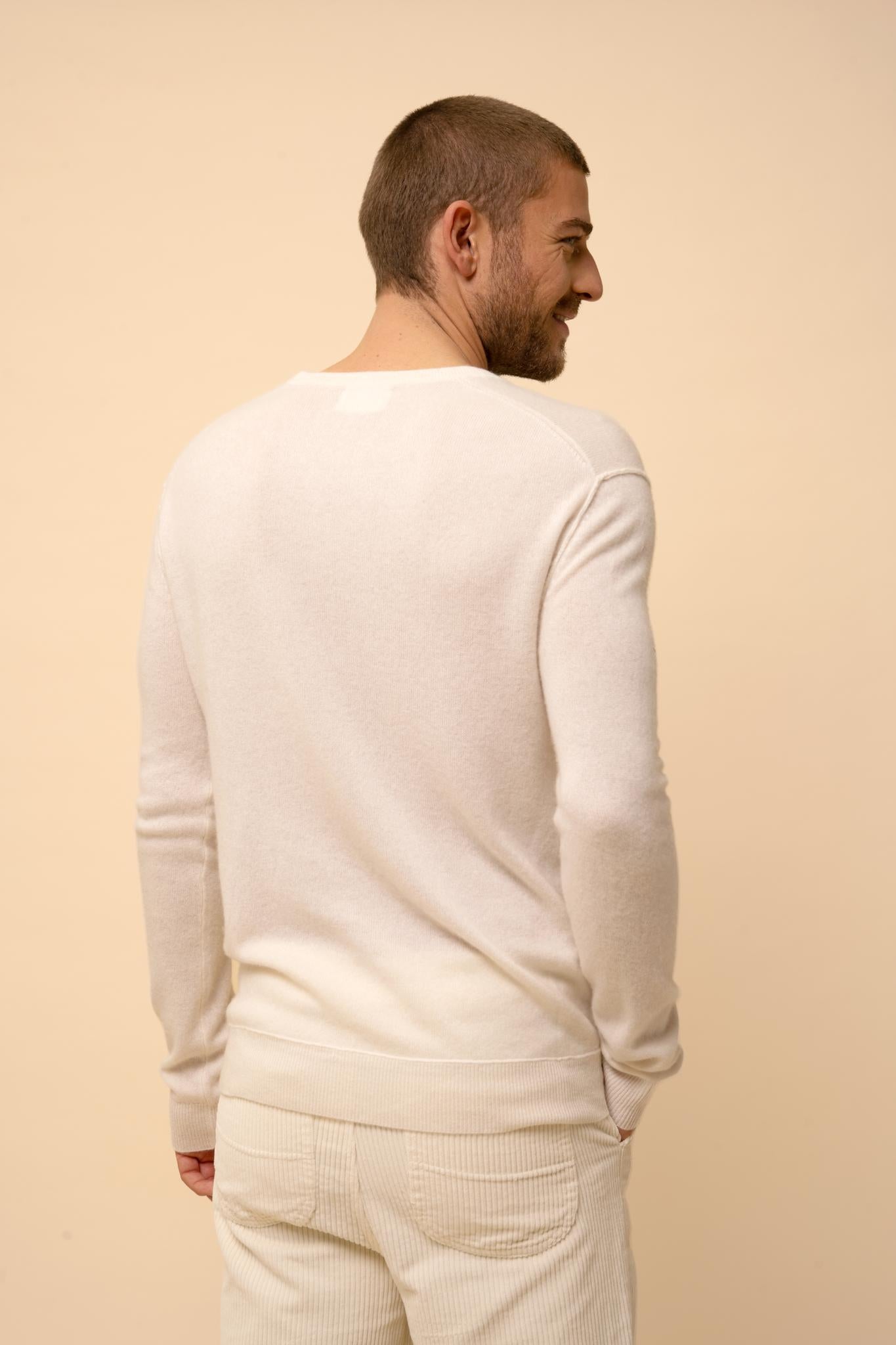 TOM ivory v-neck sweater