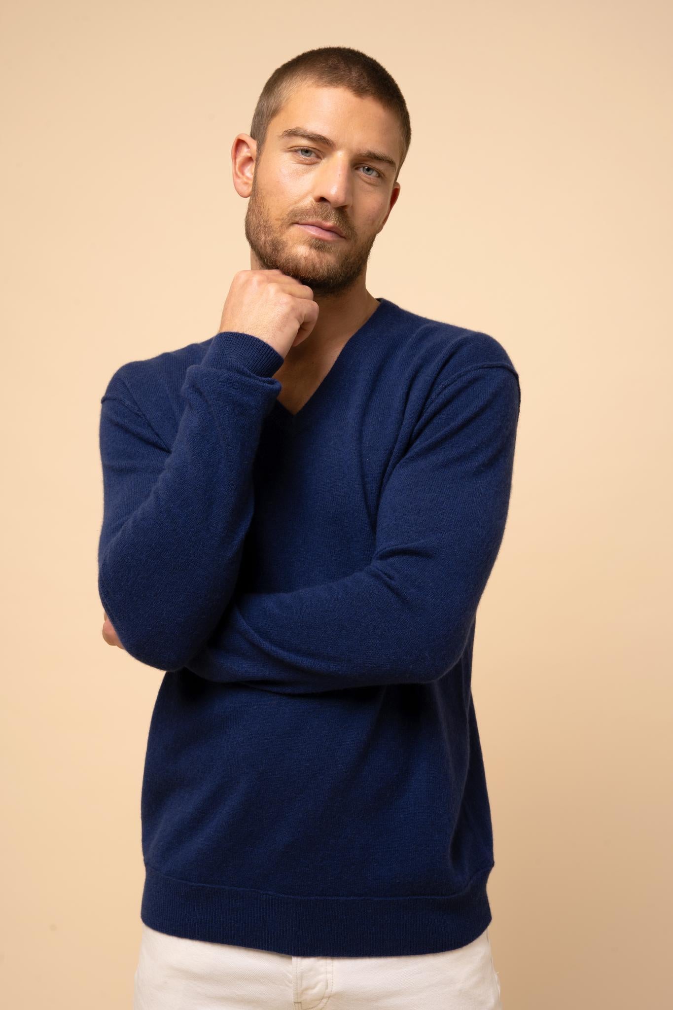 TOM v-neck sweater midnight