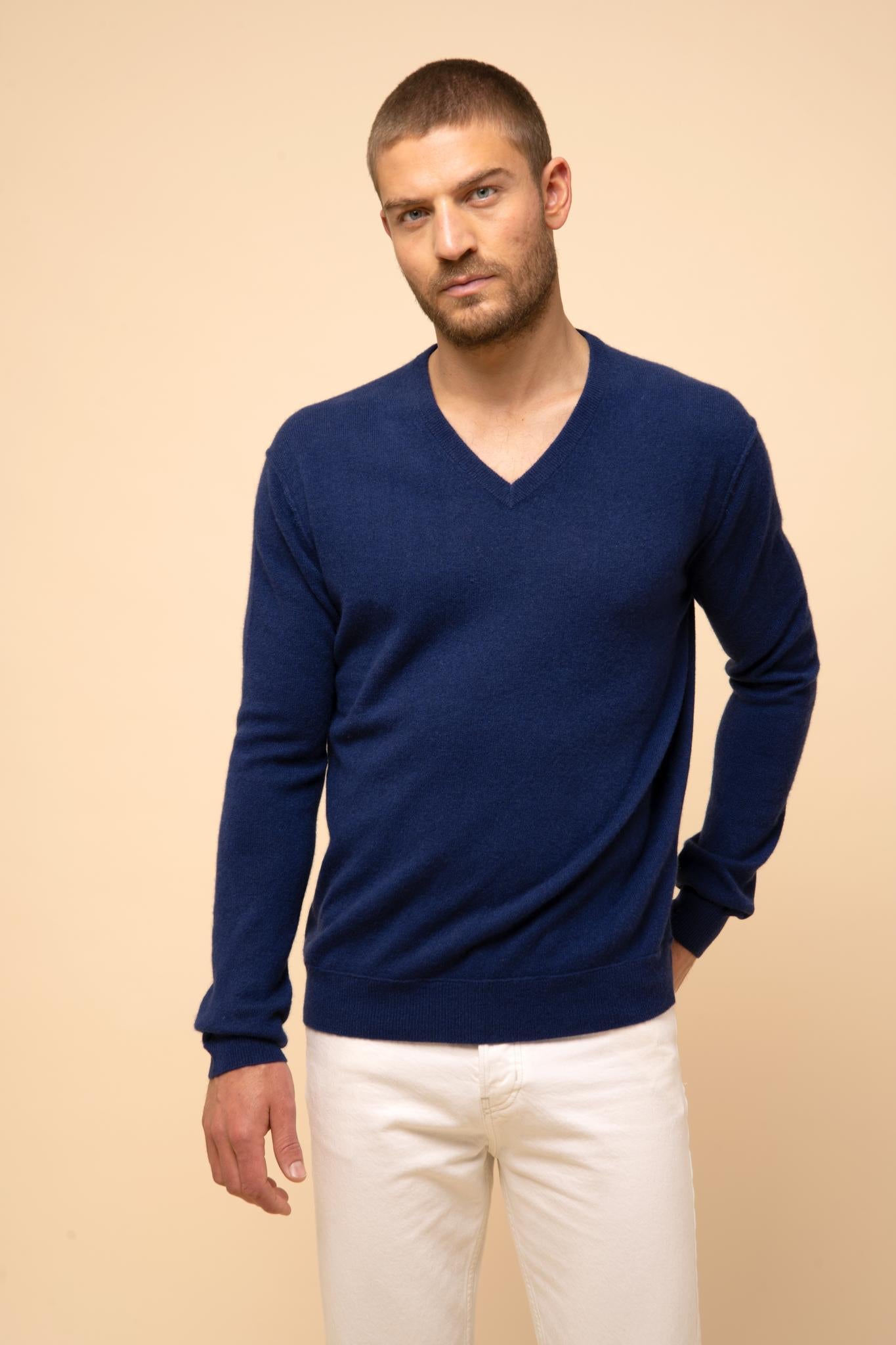 TOM v-neck sweater midnight