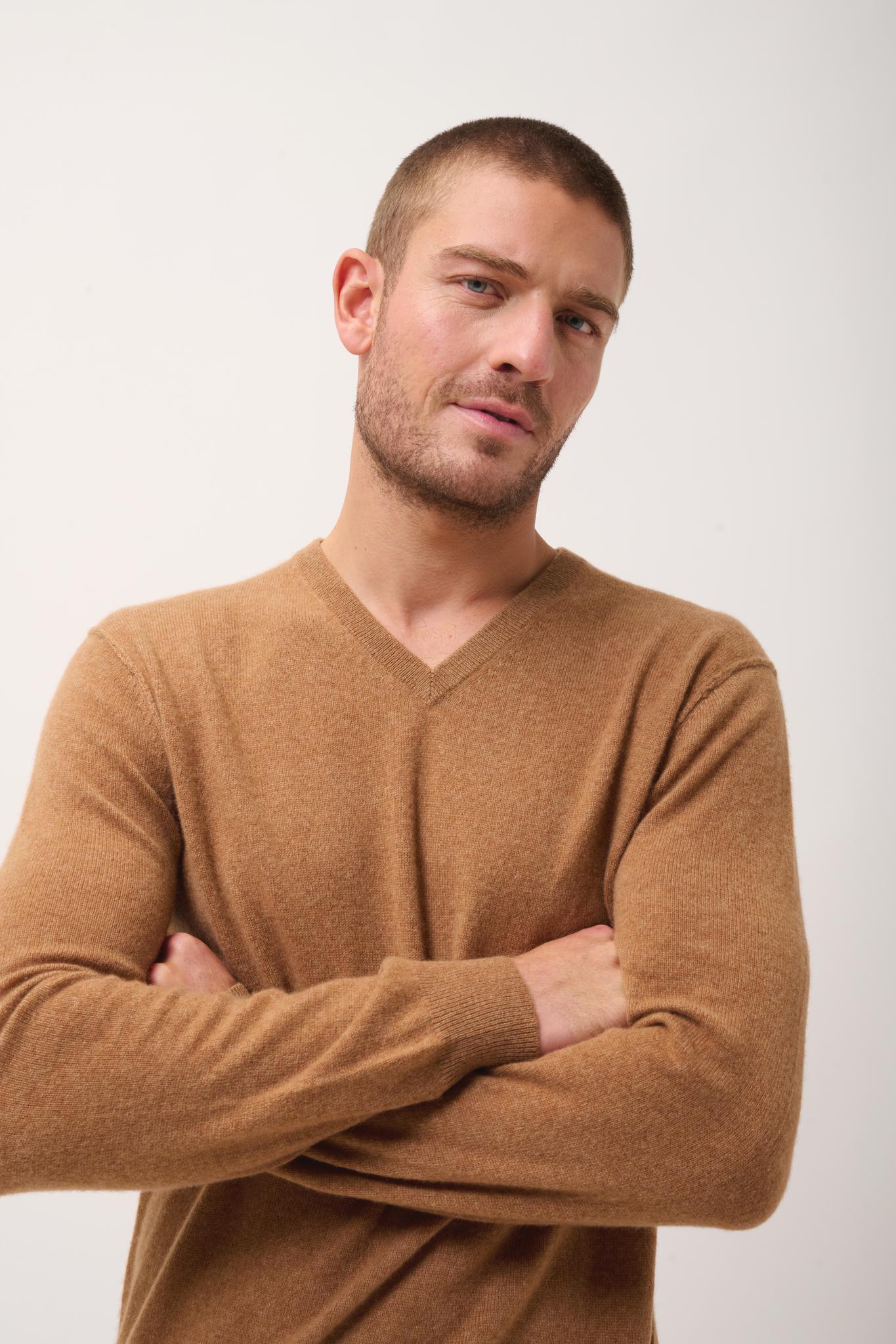 TOM v-neck sweater hazelnut