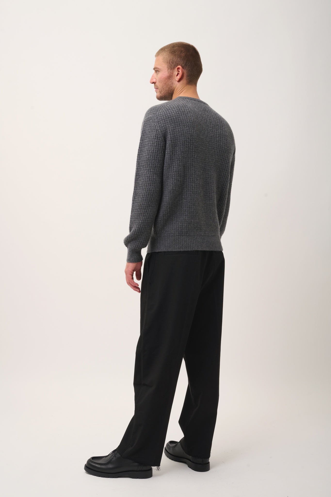 TORLEN pull col rond 6 fils anthracite chiné