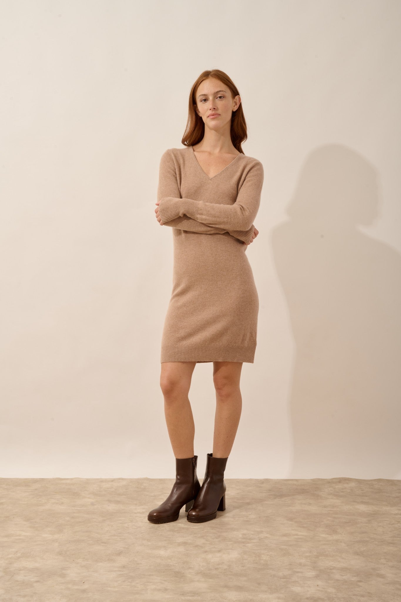 tracy robe col v camel chiné