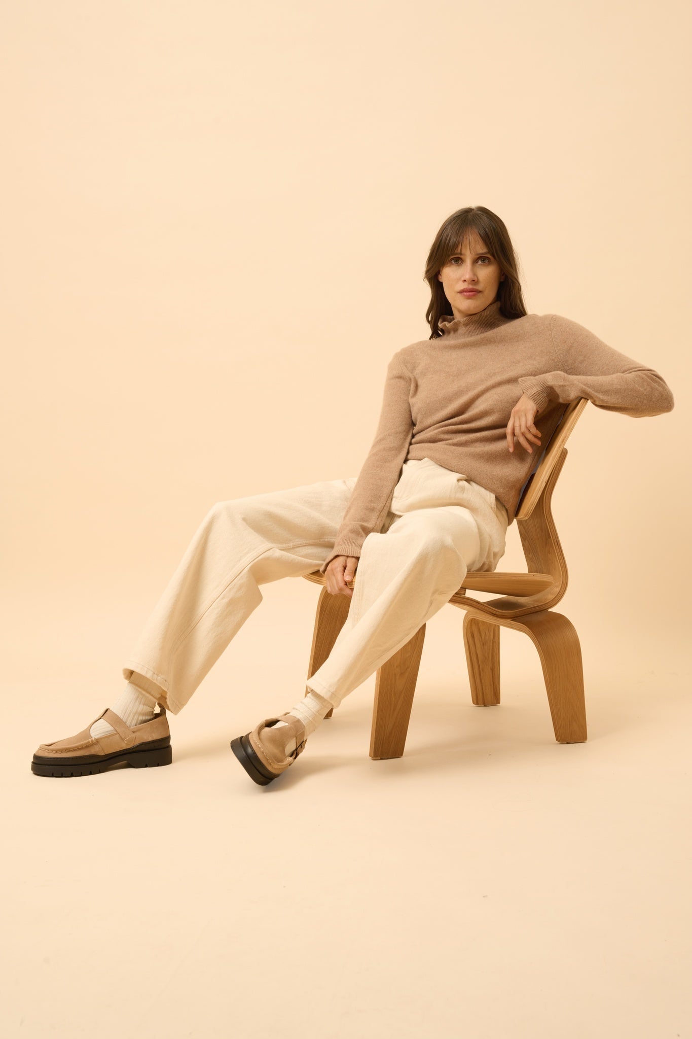 TRILA high neck sweater camel mottled