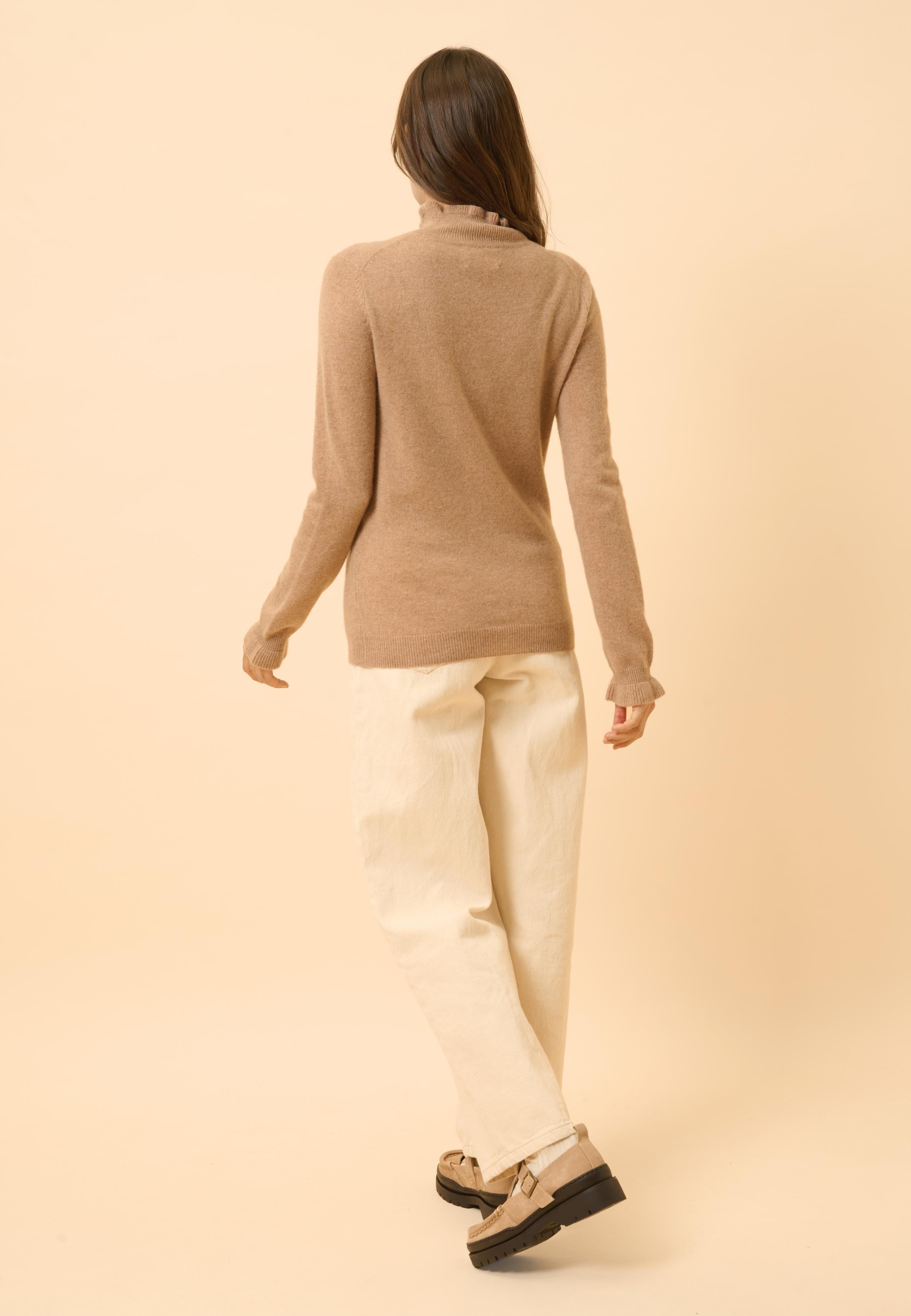 TRILA high neck sweater camel mottled