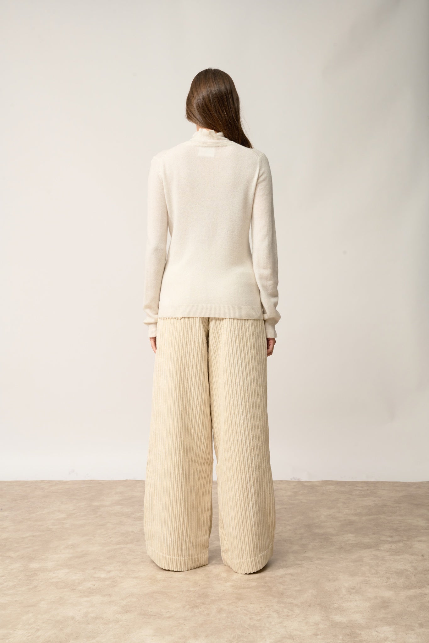 TRILA pull col montant ivoire