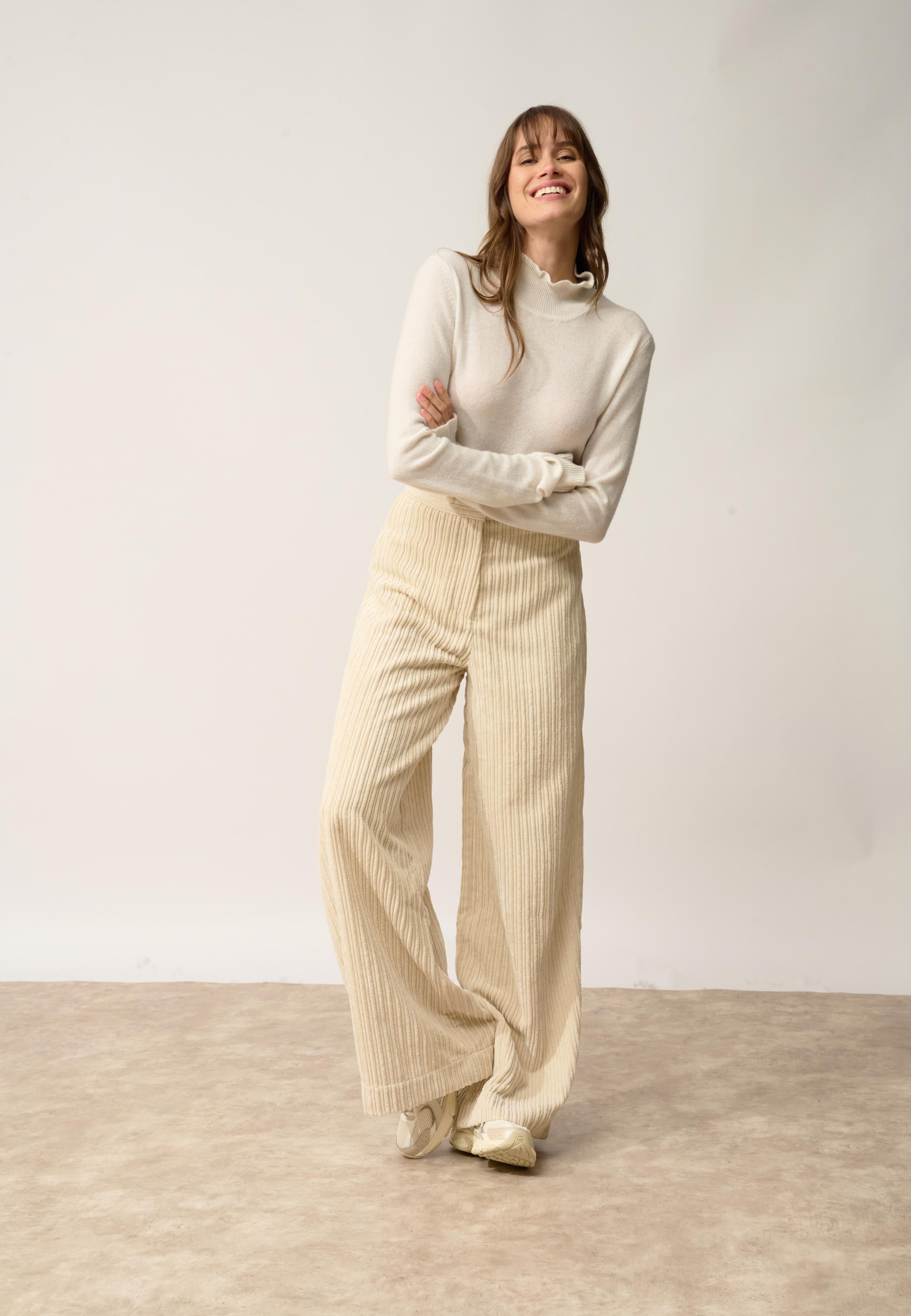 TRILA pull col montant ivoire