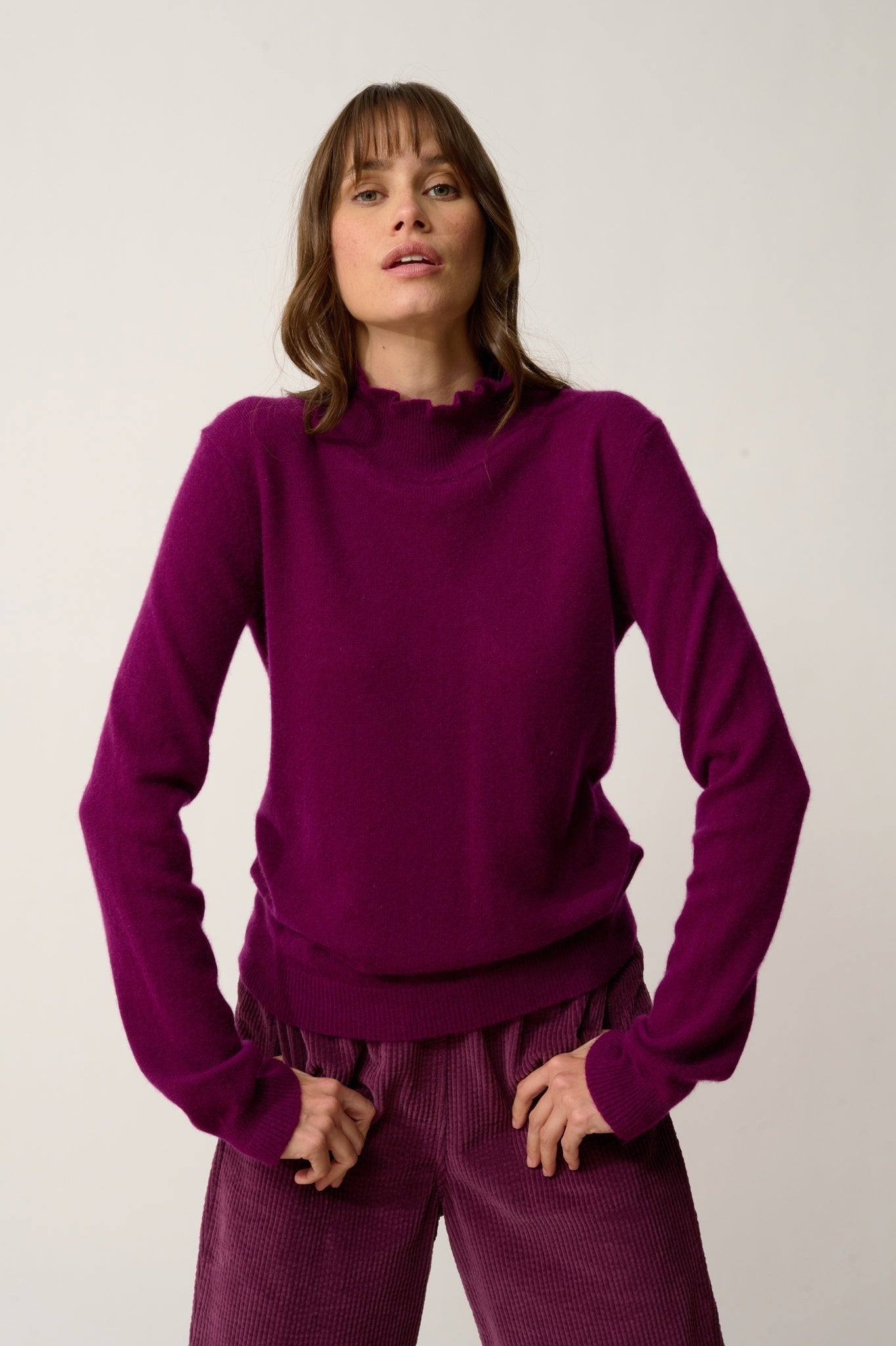 TRILA pull col montant prune