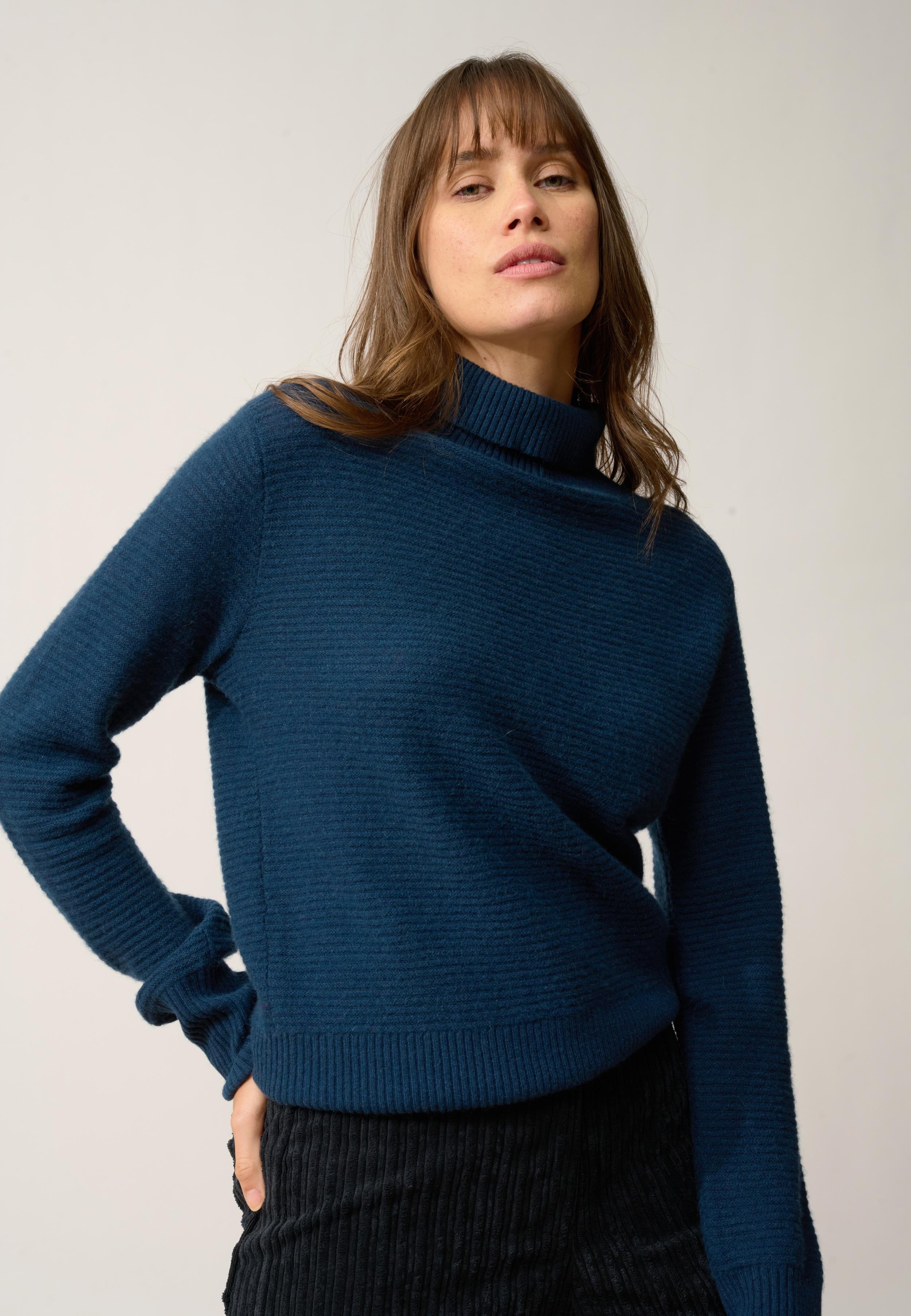 UDNY pull col roulé bleu pétrole