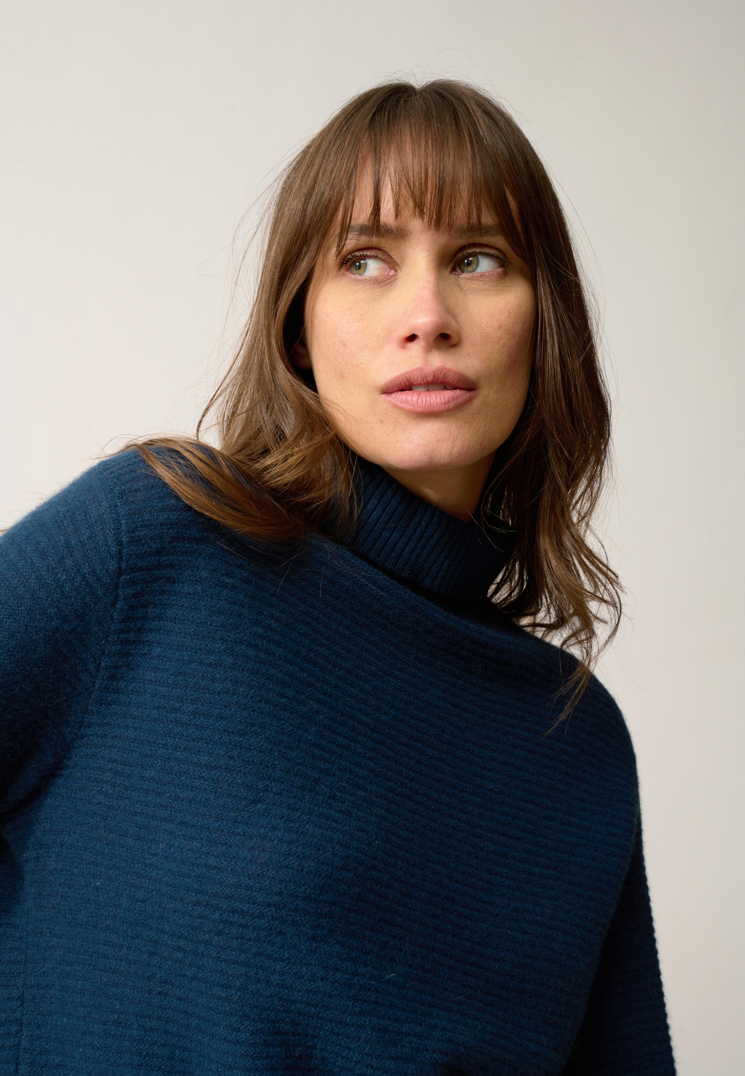 UDNY pull col roulé bleu pétrole
