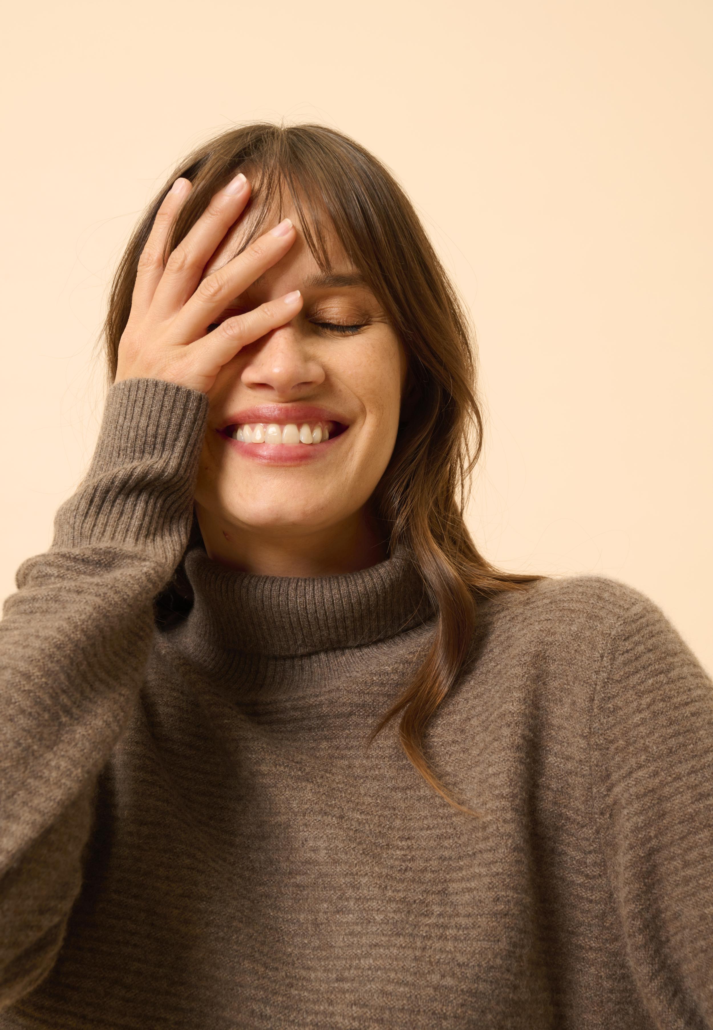 UDNY taupe mottled turtleneck sweater