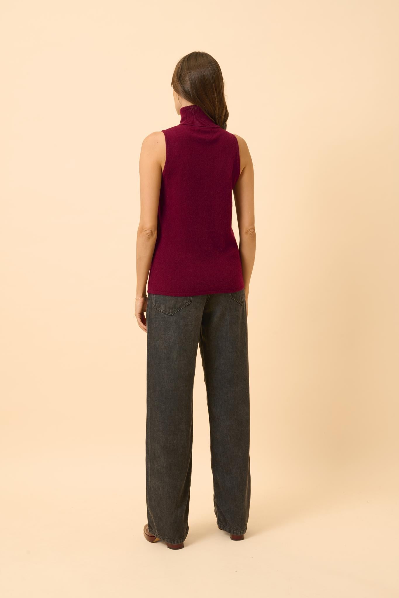 VIOLET burgundy turtleneck sweater