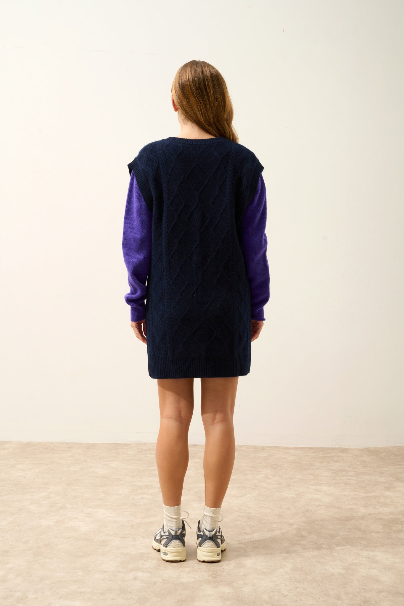 VIVENA pull col v sans manches 4 fils navy