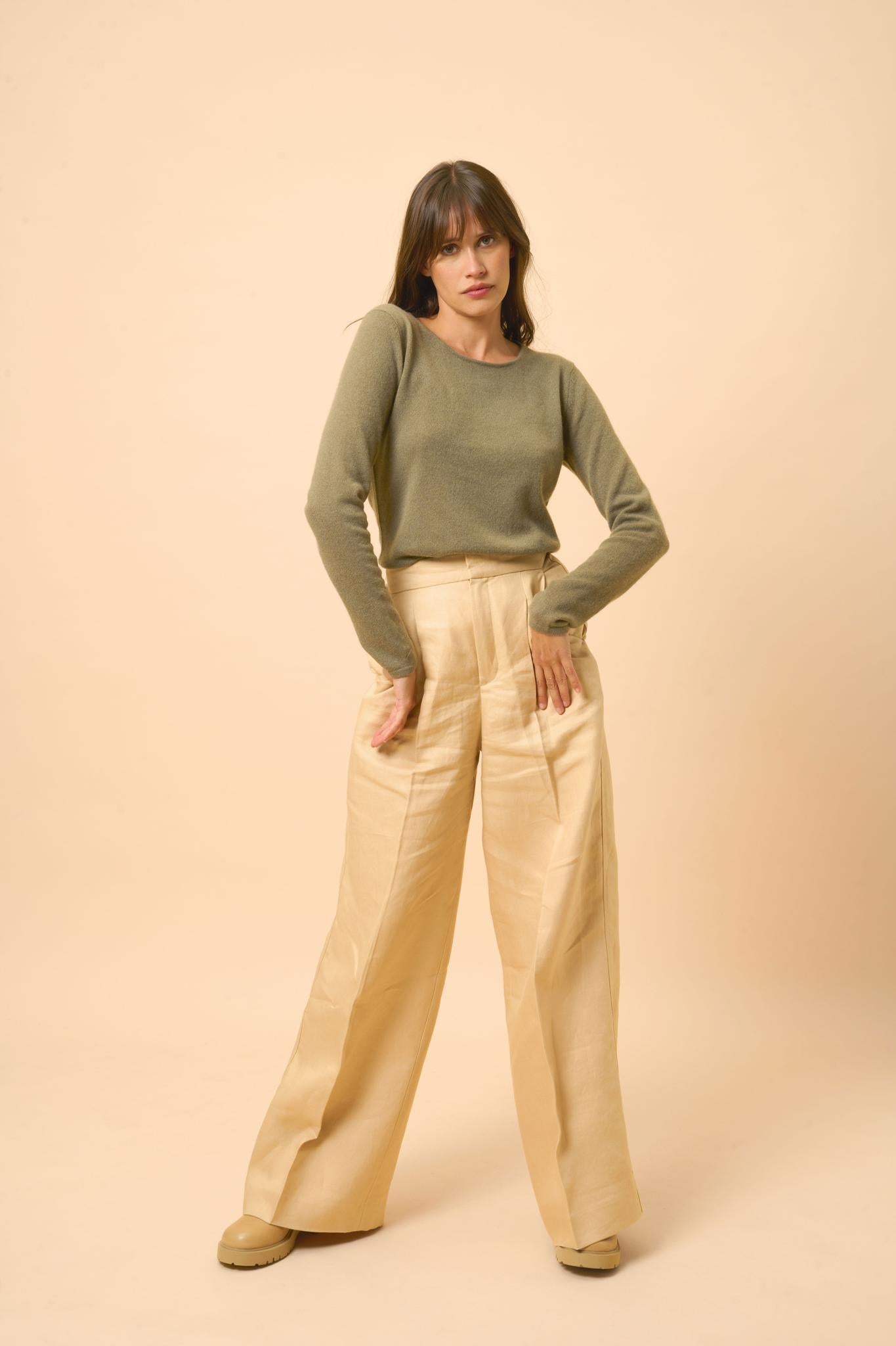 VIVIAN round-neck army sweater