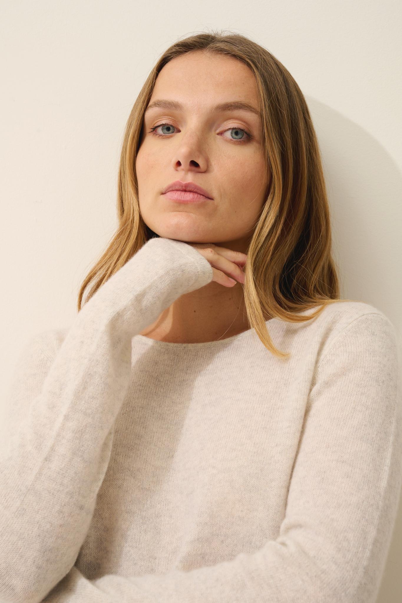 VIVIAN pull col rond gris perle chiné