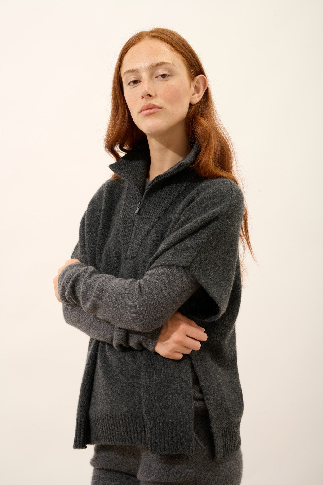 vivienne poncho col camionneur 4 fils carbone chiné 100% cachemire