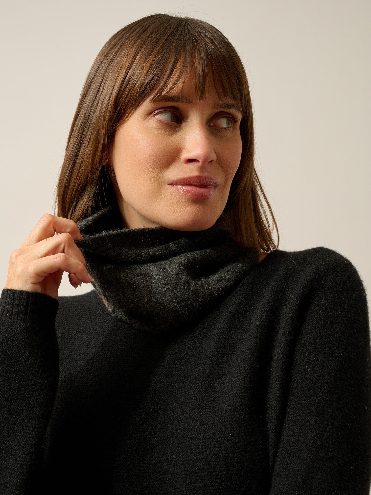 vivi necklace 6 carbon threads, mottled