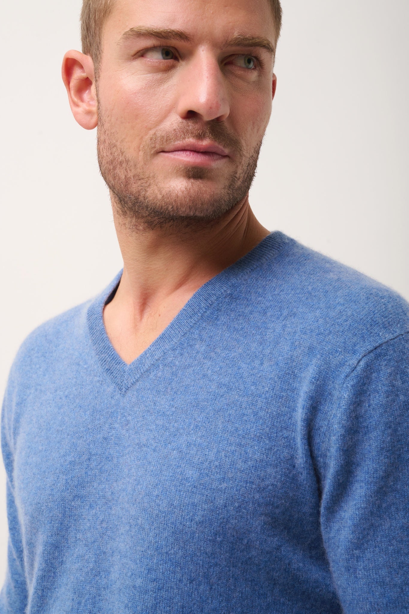 WALT pull col v bleu denim