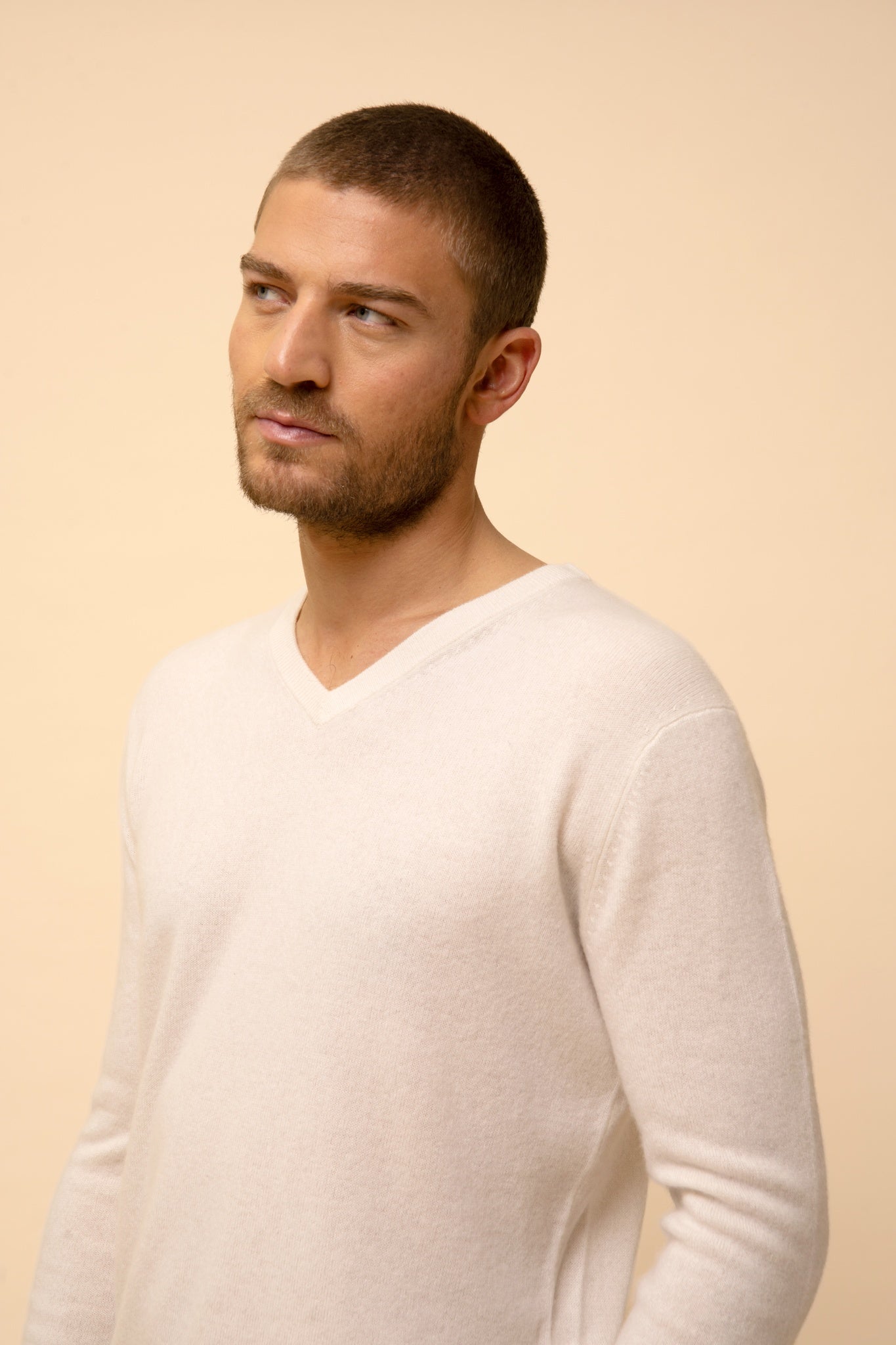 WALT pull col v ivoire