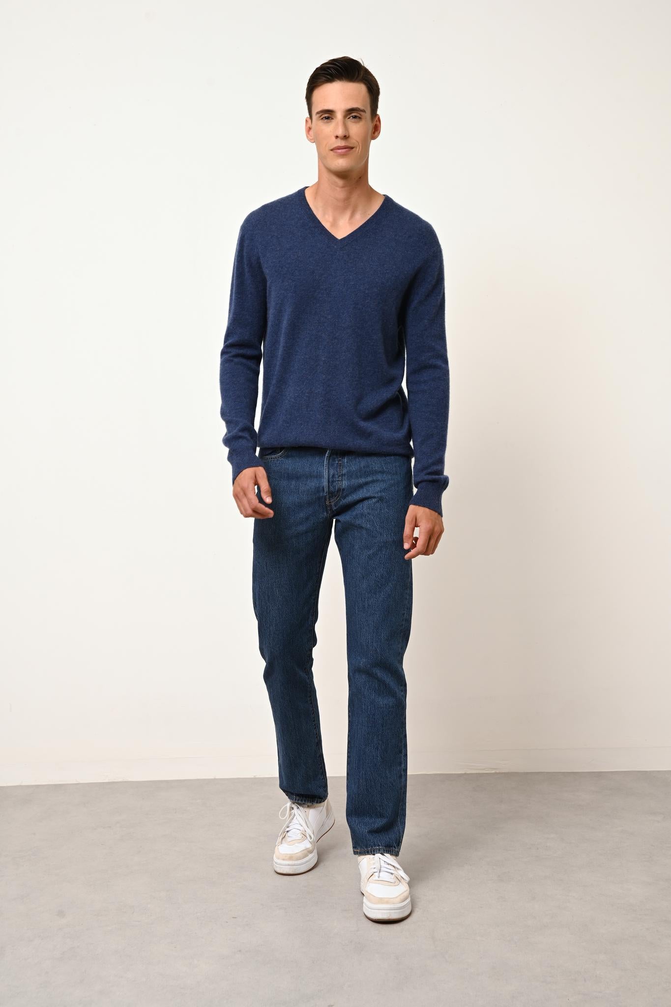 WALT ocean v-neck sweater