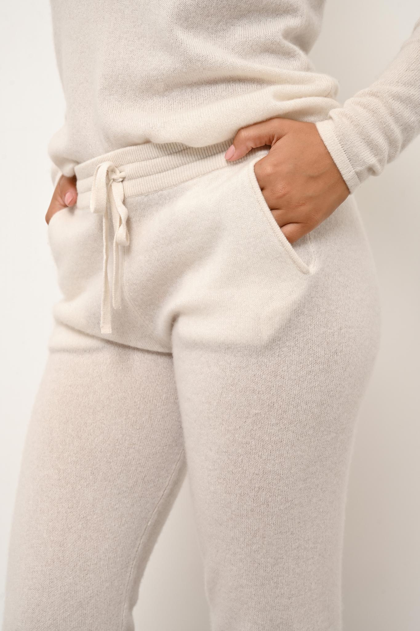 WENDY jogging suit ivory