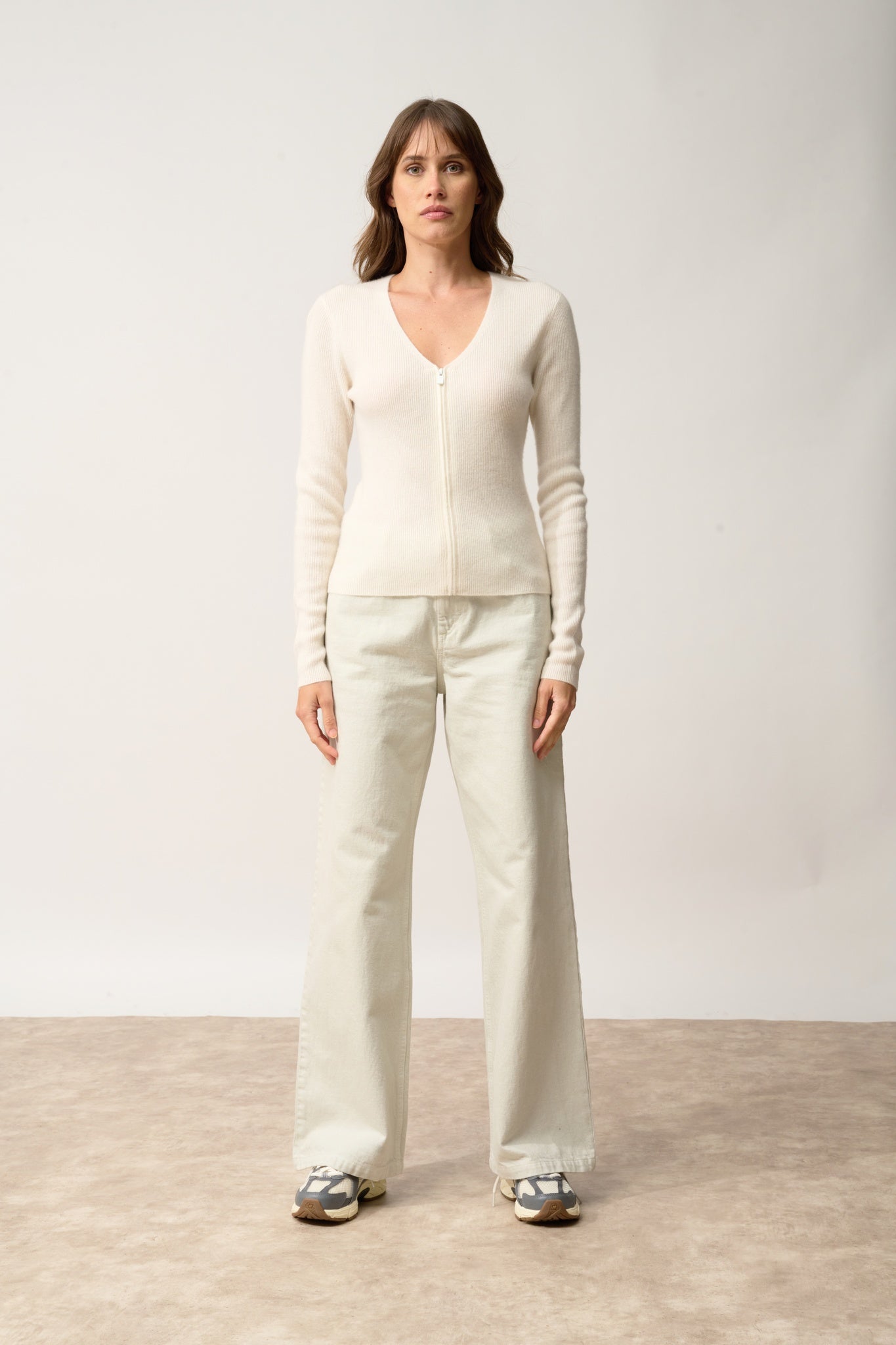 ZION v-neck cardigan ivory