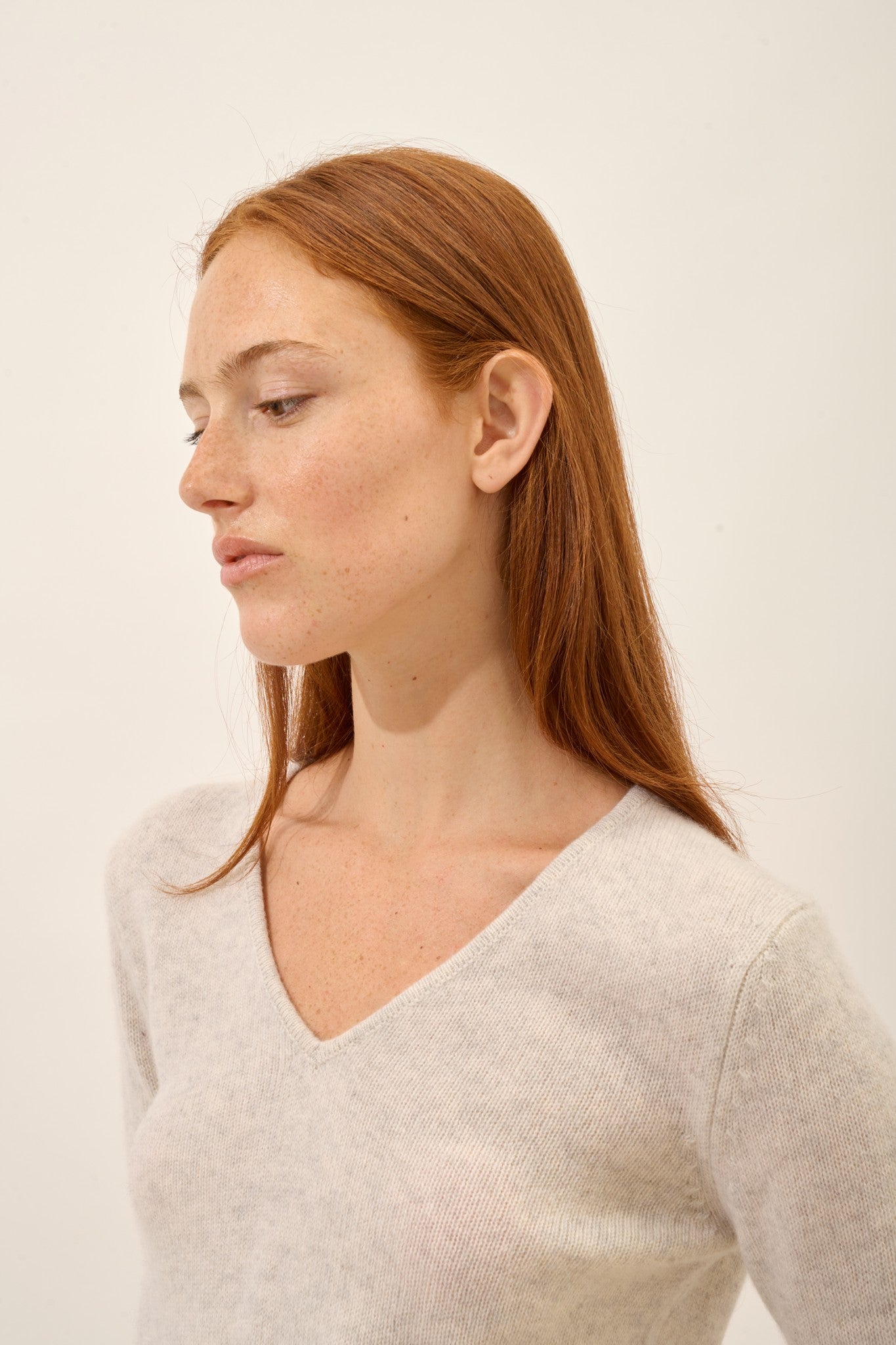 abby pull col v 4 fils gris perle chiné 100% cachemire